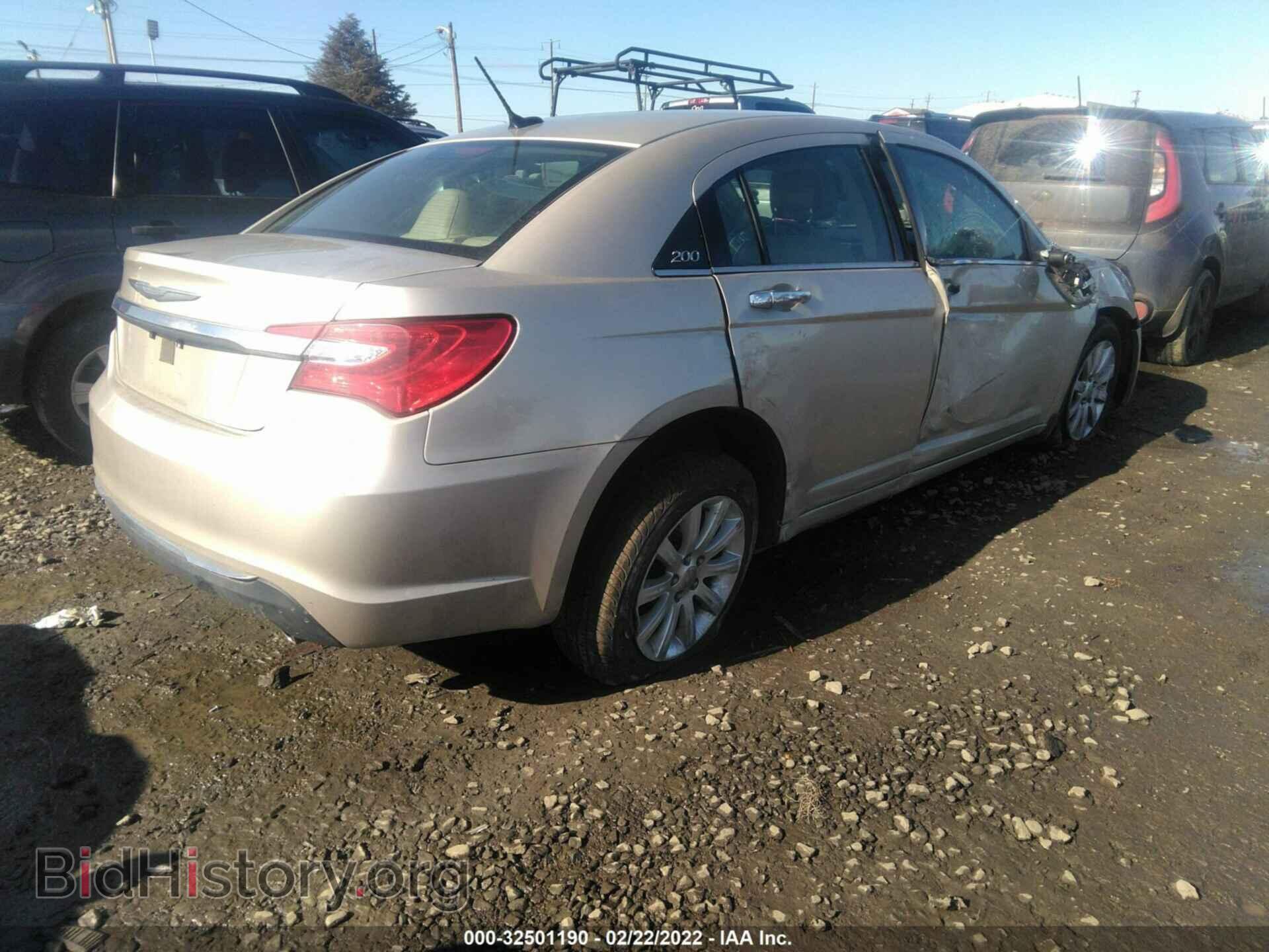 2013 CHRYSLER 200 - VIN: 1C3CCBCG2DN690145 - Photo 4