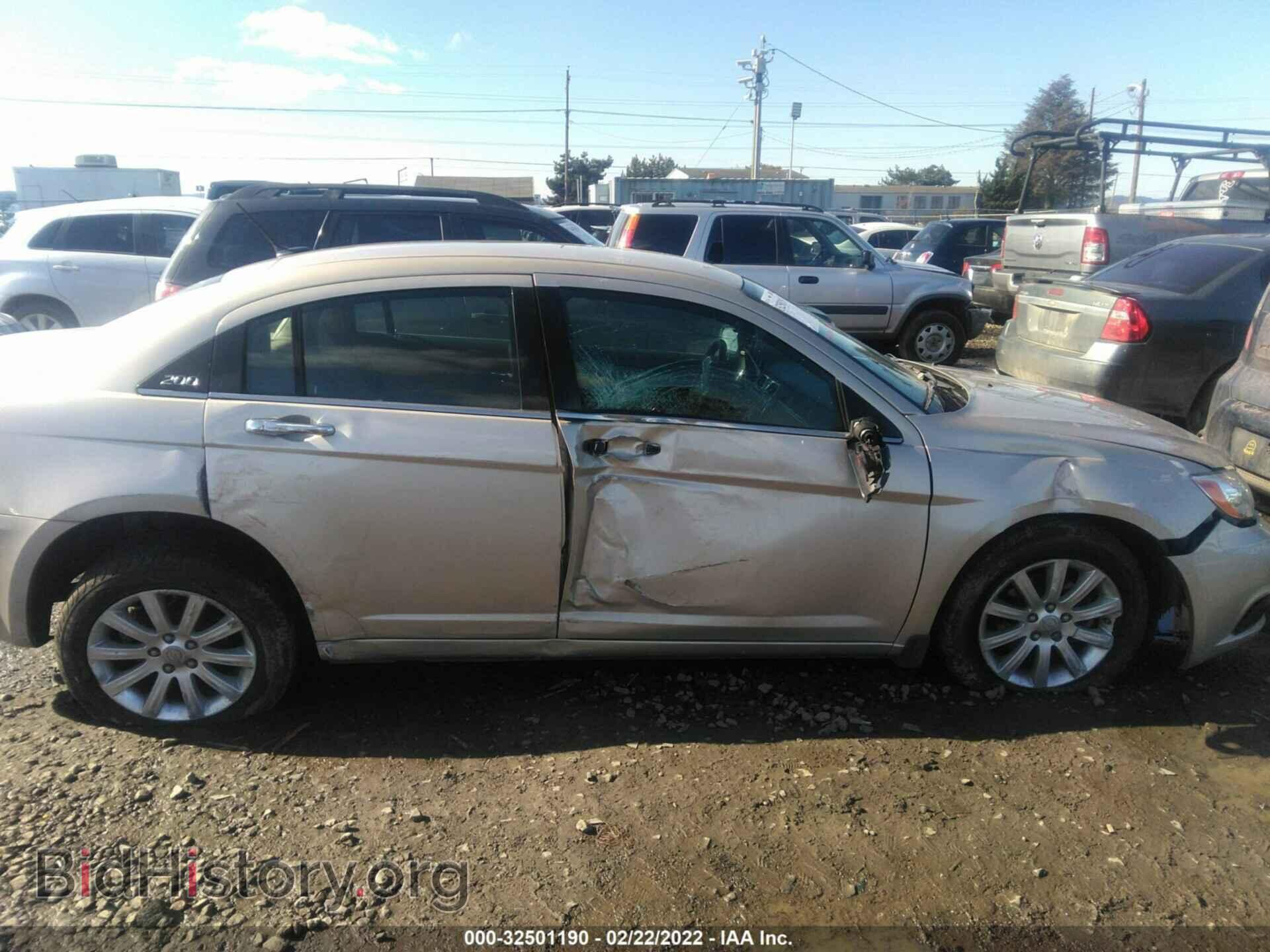 2013 CHRYSLER 200 - VIN: 1C3CCBCG2DN690145 - Photo 6