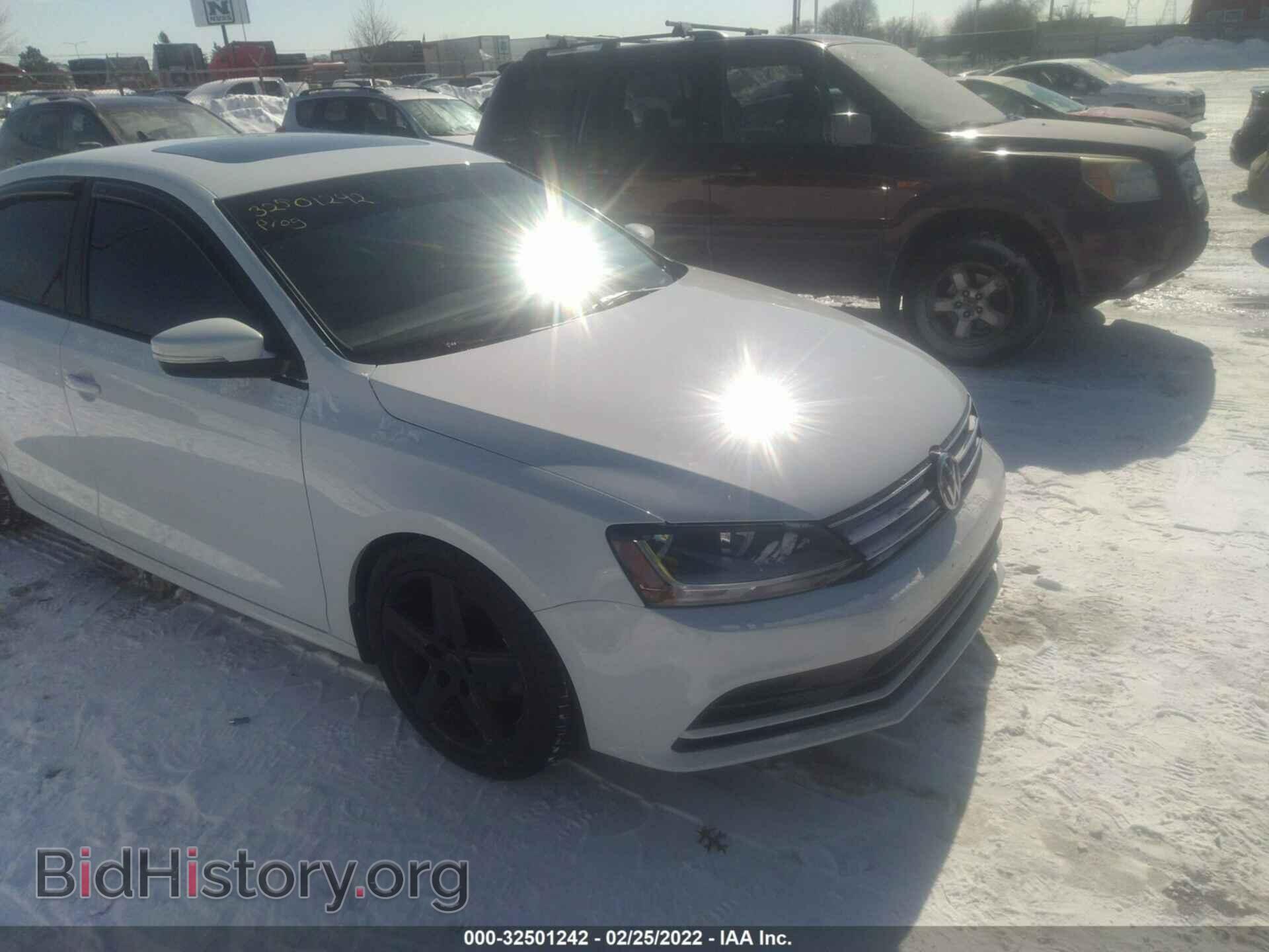 Фотография 3VWDB7AJ5HM405336 - VOLKSWAGEN JETTA 2017