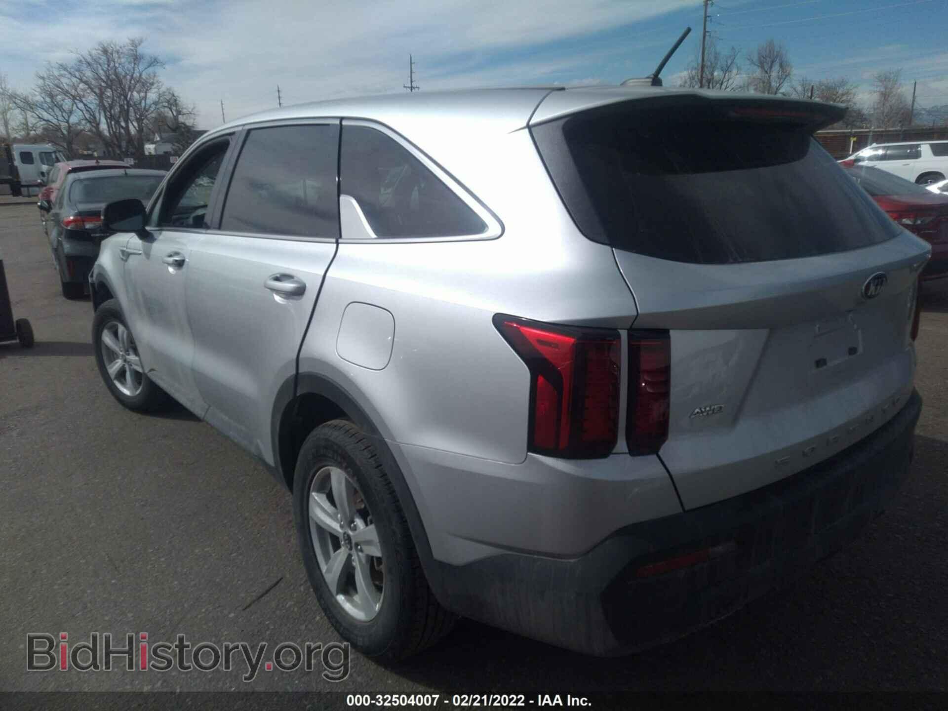 2021 KIA SORENTO - VIN: 5XYRGDLCXMG018151 - Фото 3