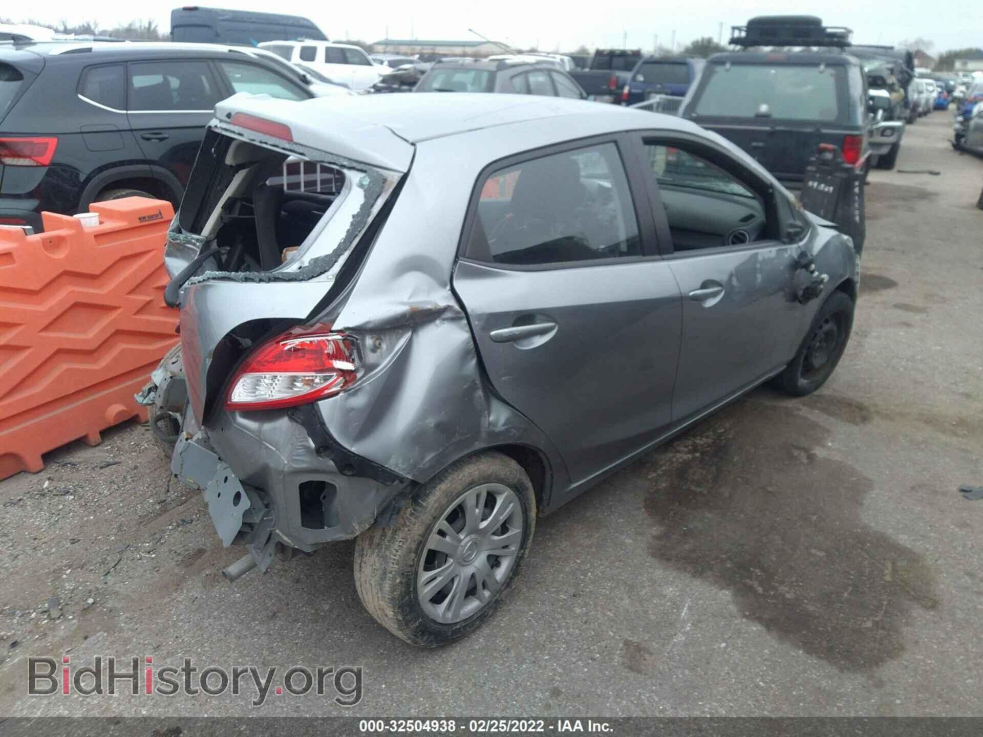 2014 MAZDA MAZDA2 - VIN: JM1DE1KY4E0172261 - Фото 4