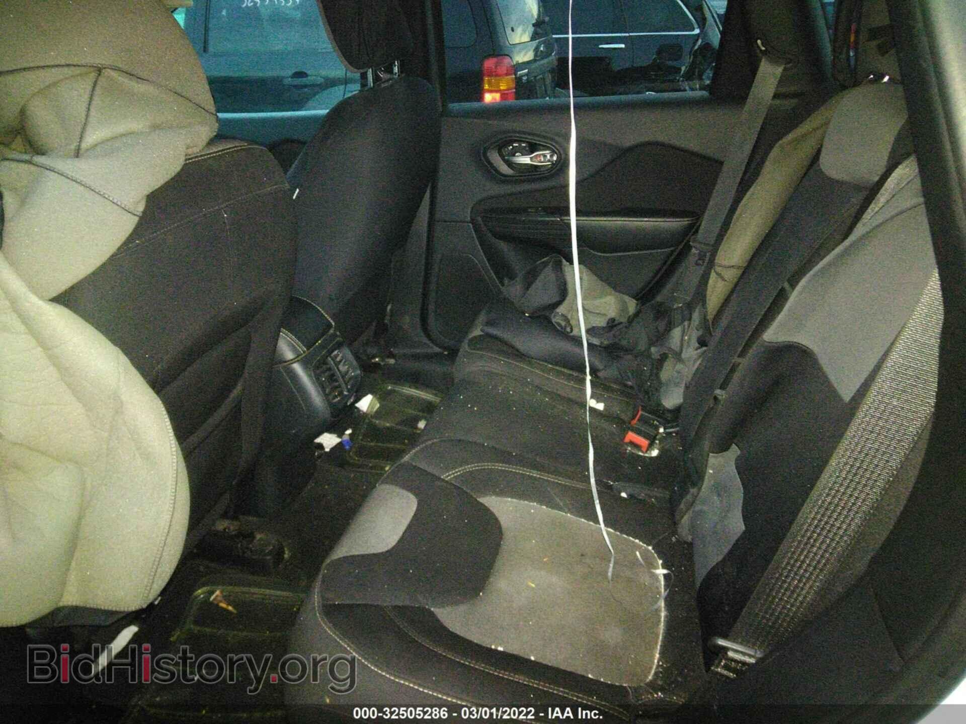 2016 JEEP CHEROKEE - VIN: 1C4PJMAB5GW157047 - Фото 8