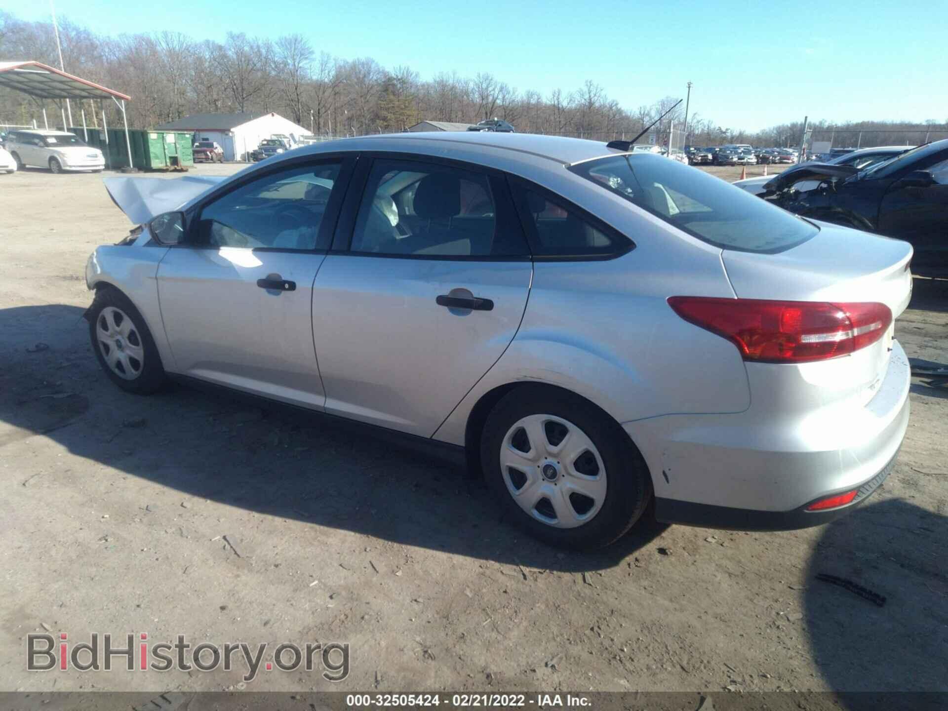 2016 FORD FOCUS - VIN: 1FADP3E23GL313941 - Фото 3