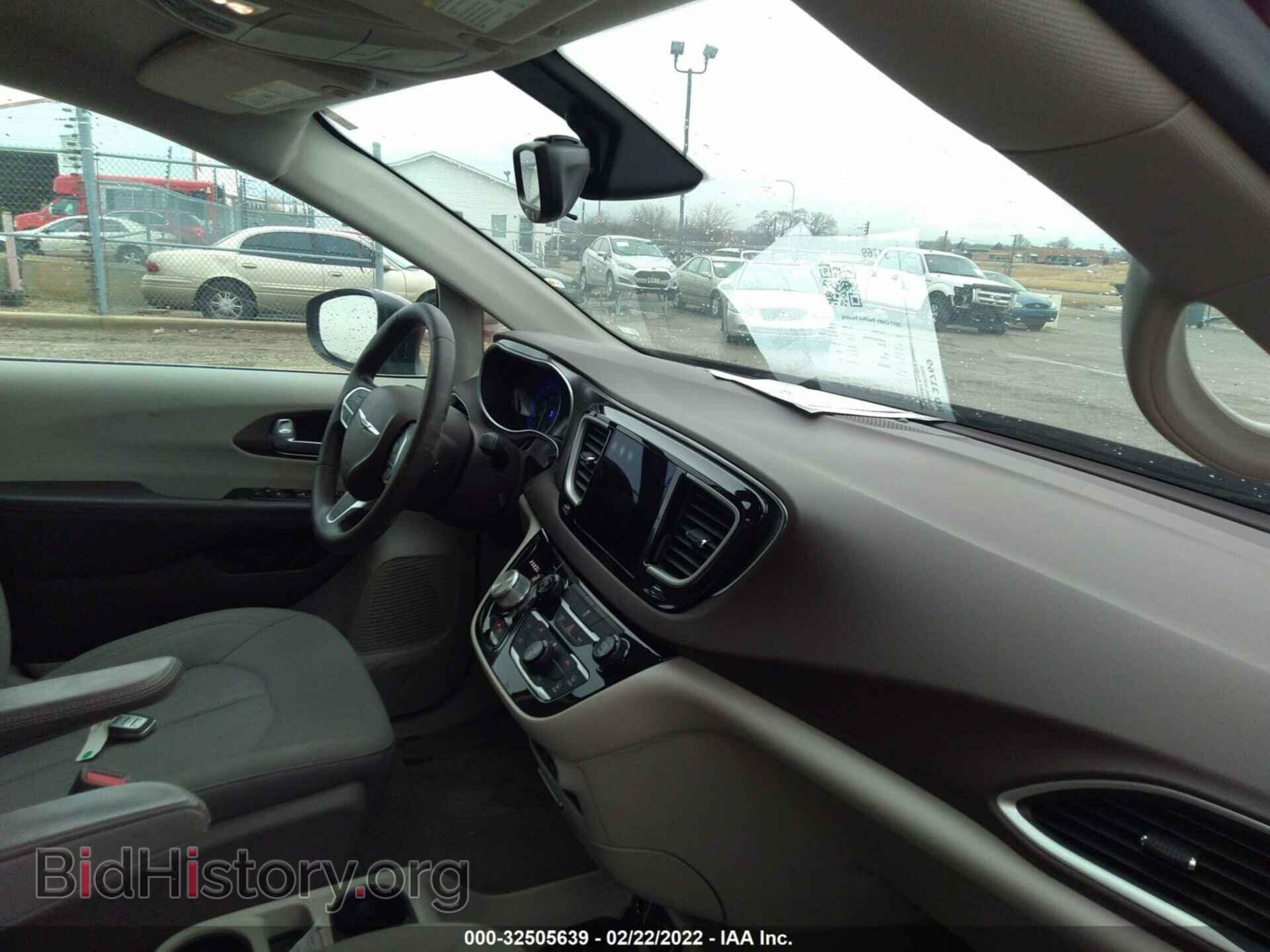 2017 CHRYSLER PACIFICA - VIN: 2C4RC1DG7HR592901 - Фото 5