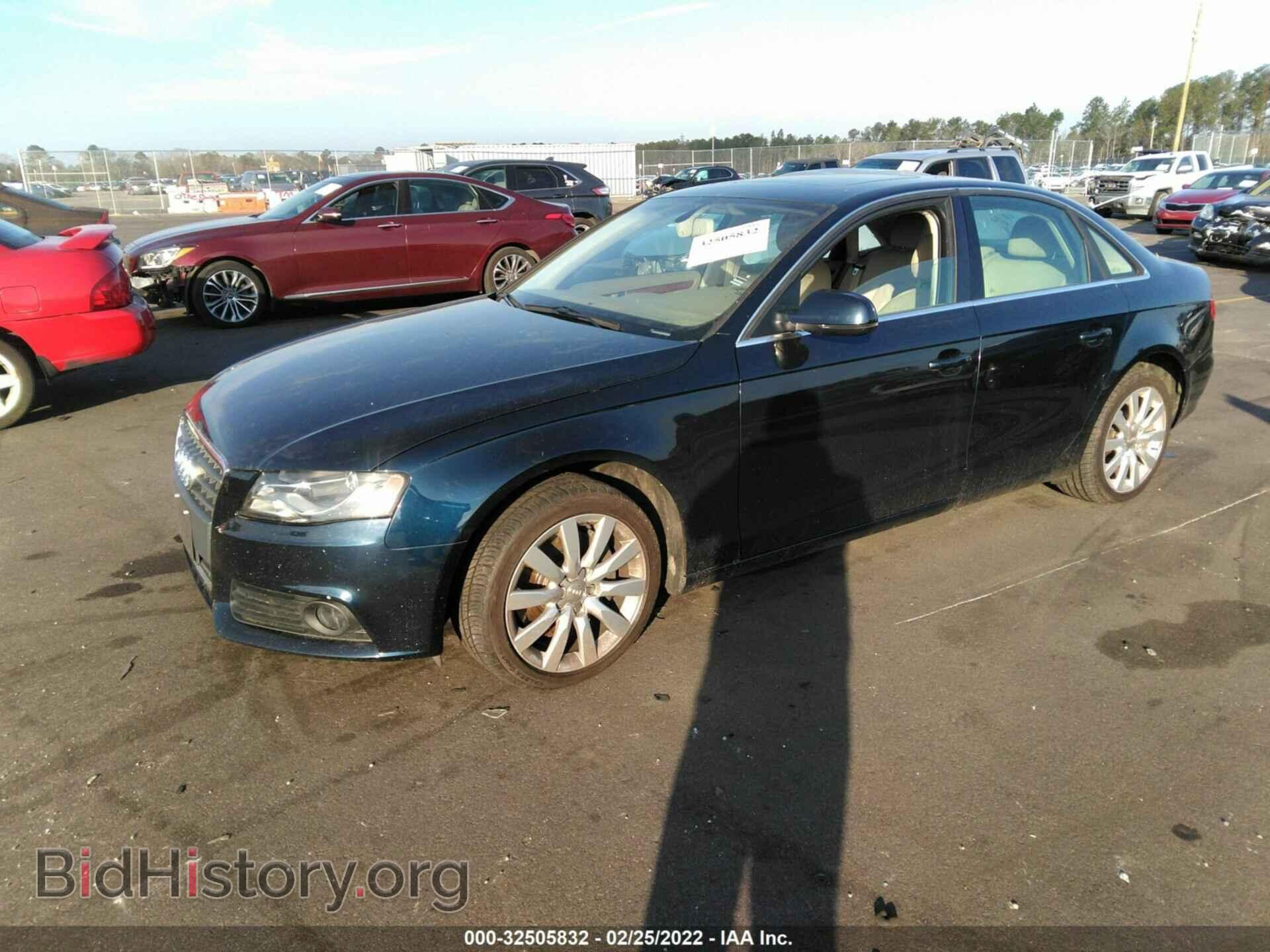 2011 AUDI A4 - VIN: WAUFFAFL5BN035037 - Фото 2