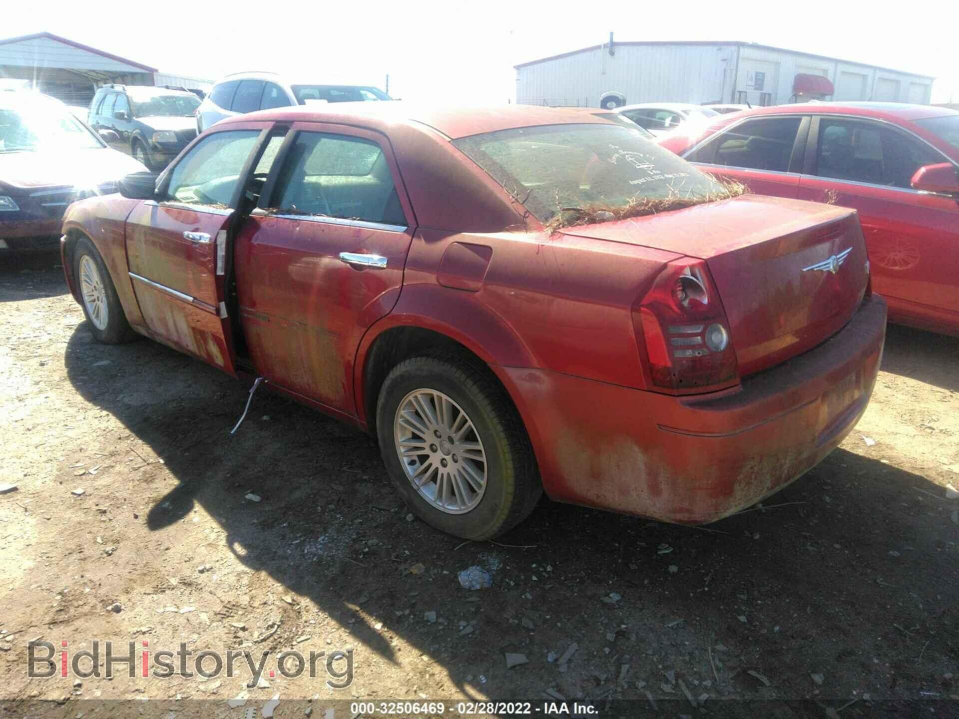 2009 CHRYSLER 300 - VIN: 2C3KA43D19H615178 - Фото 3
