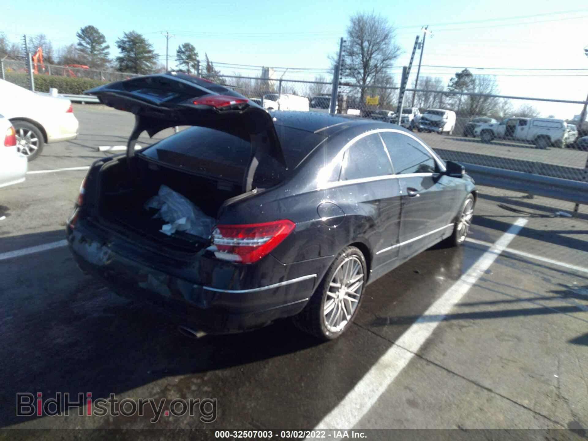 2011 MERCEDES-BENZ E-CLASS - VIN: WDDKJ5GB5BF093727 - Фото 4