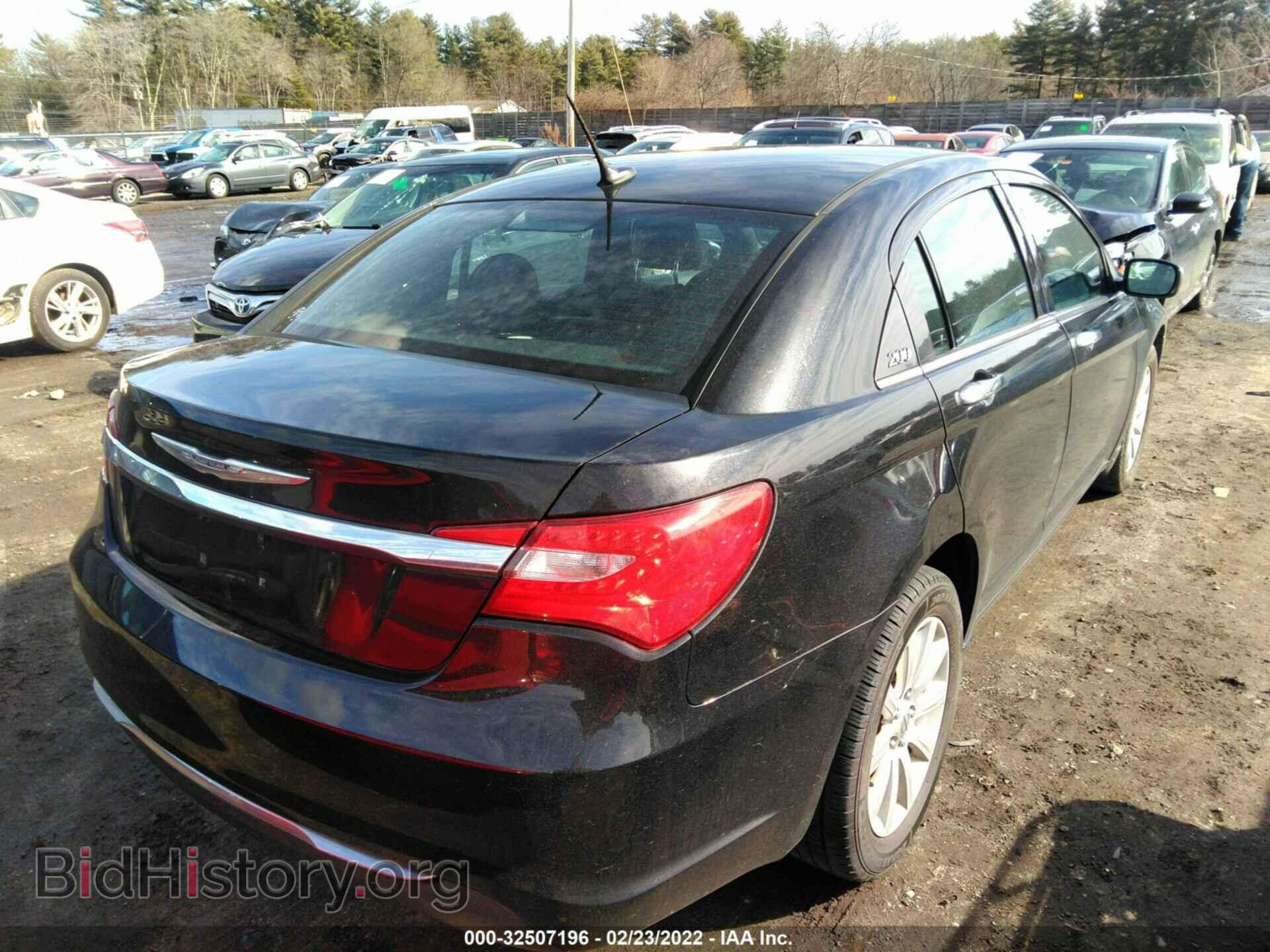 2013 CHRYSLER 200 - VIN: 1C3CCBCB4DN721562 - Фото 4