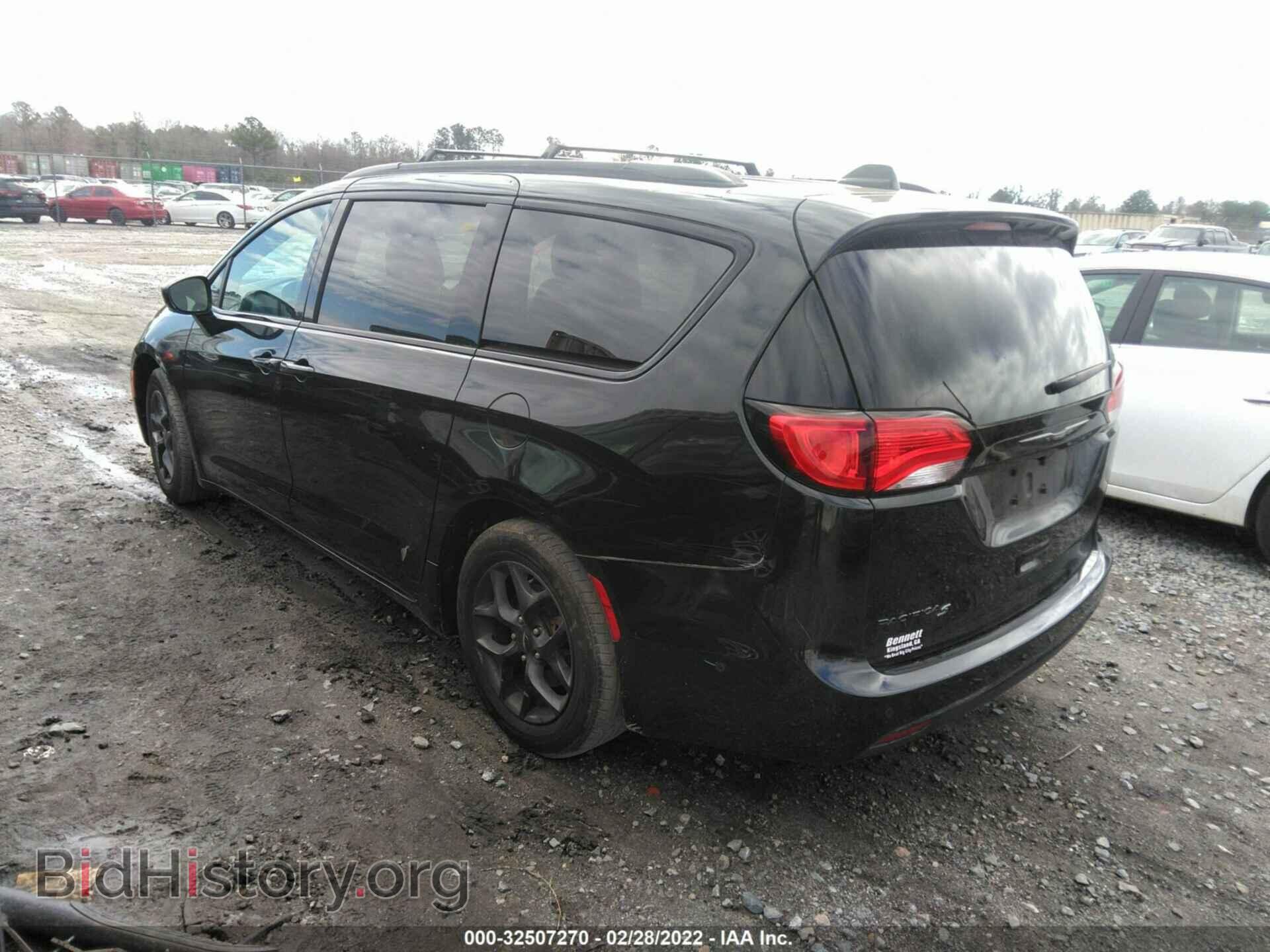 2018 CHRYSLER PACIFICA - VIN: 2C4RC1BG7JR212285 - Фото 3