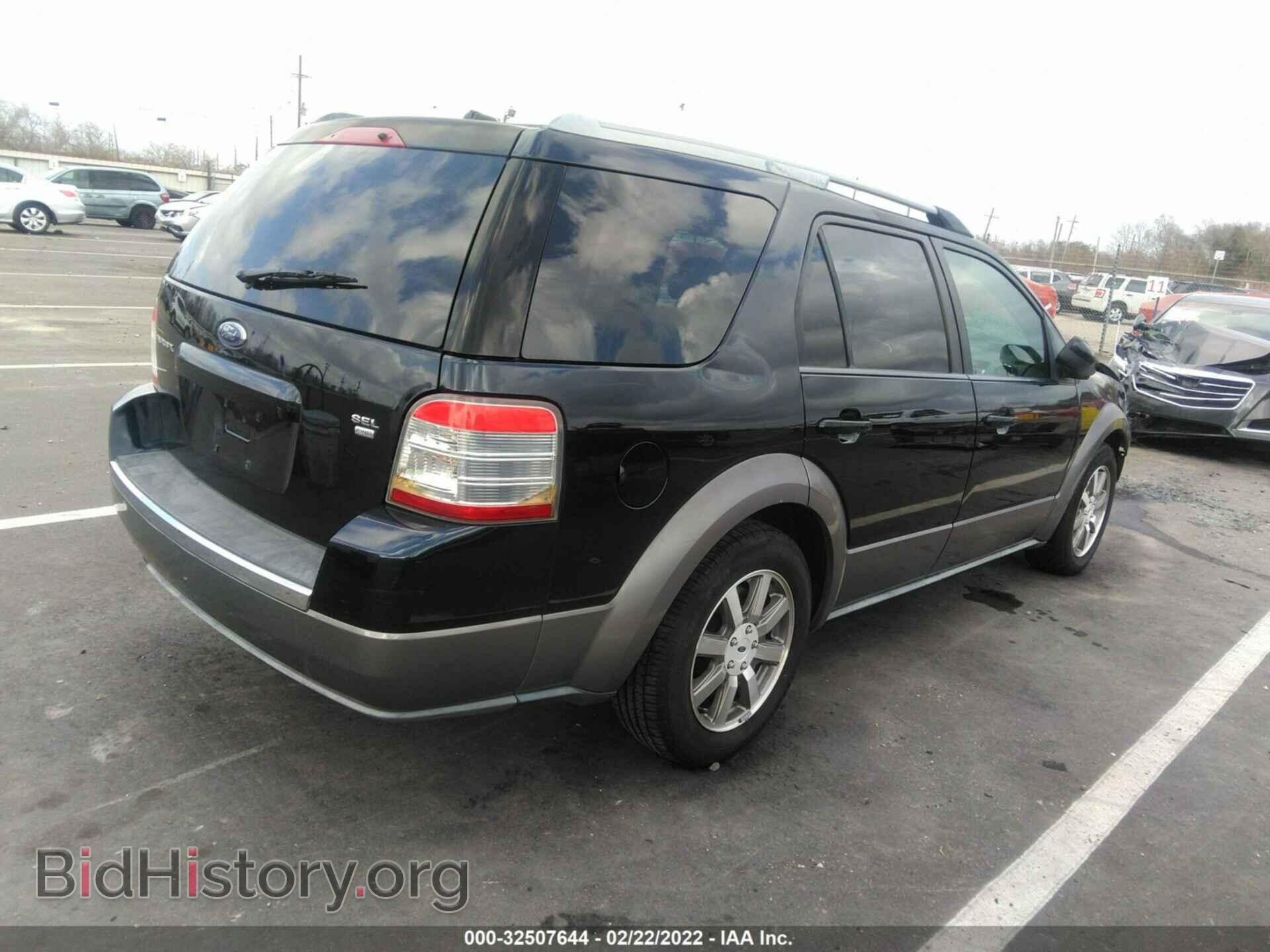 2008 FORD TAURUS X - VIN: 1FMDK05W08GA12947 - Фото 4