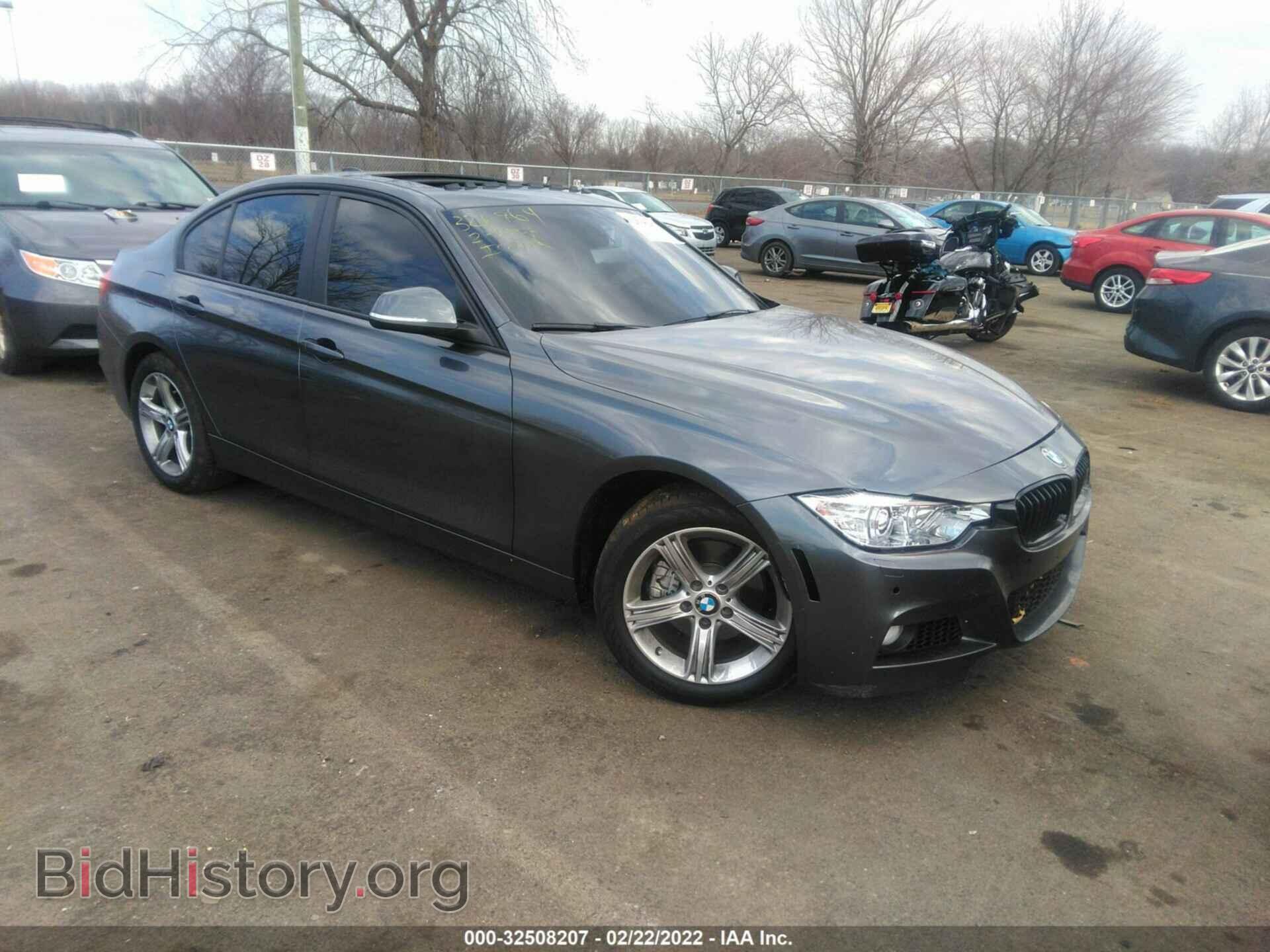 Photo WBA3A5C5XDF352548 - BMW 3 SERIES 2013
