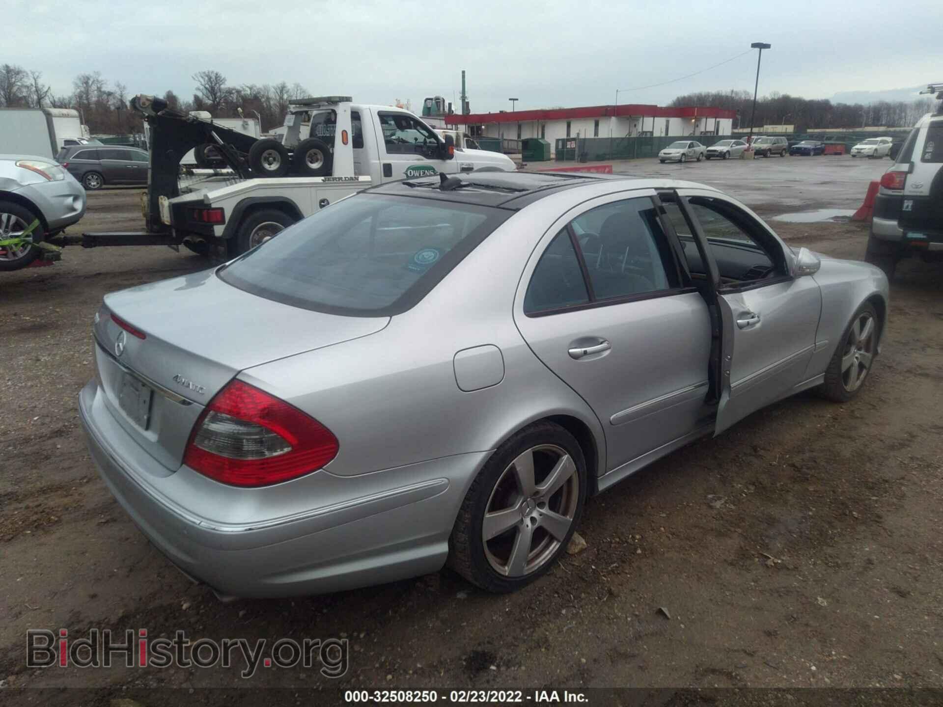 2009 MERCEDES-BENZ E-CLASS - VIN: WDBUF87X79B422056 - Фото 4