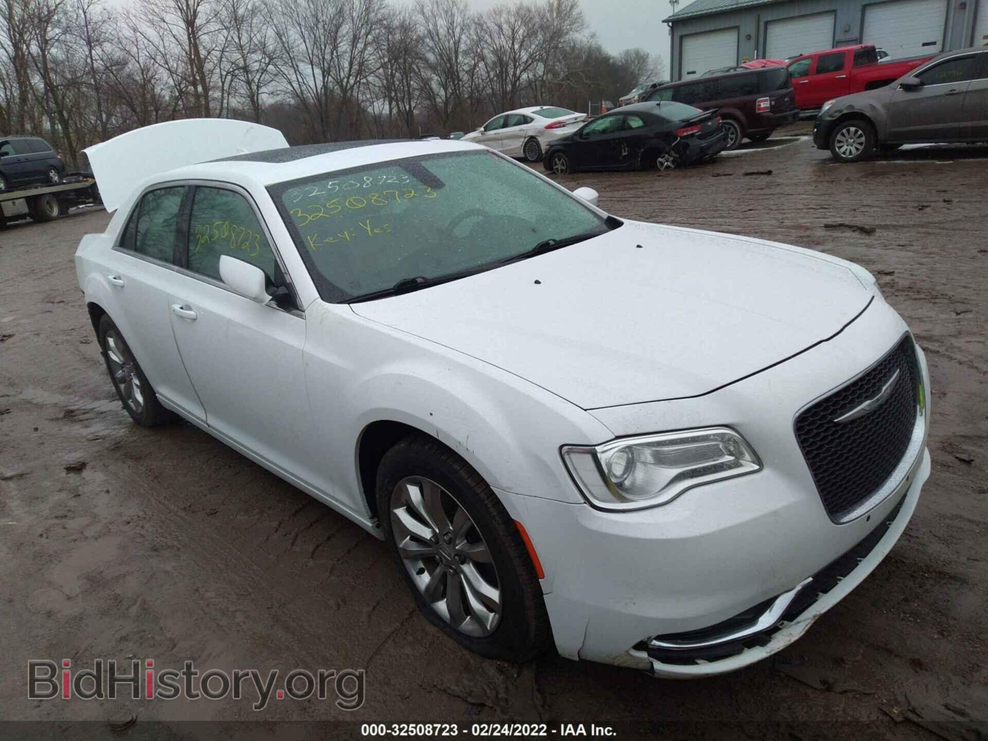 Фотография 2C3CCARG1GH244678 - CHRYSLER 300 2016