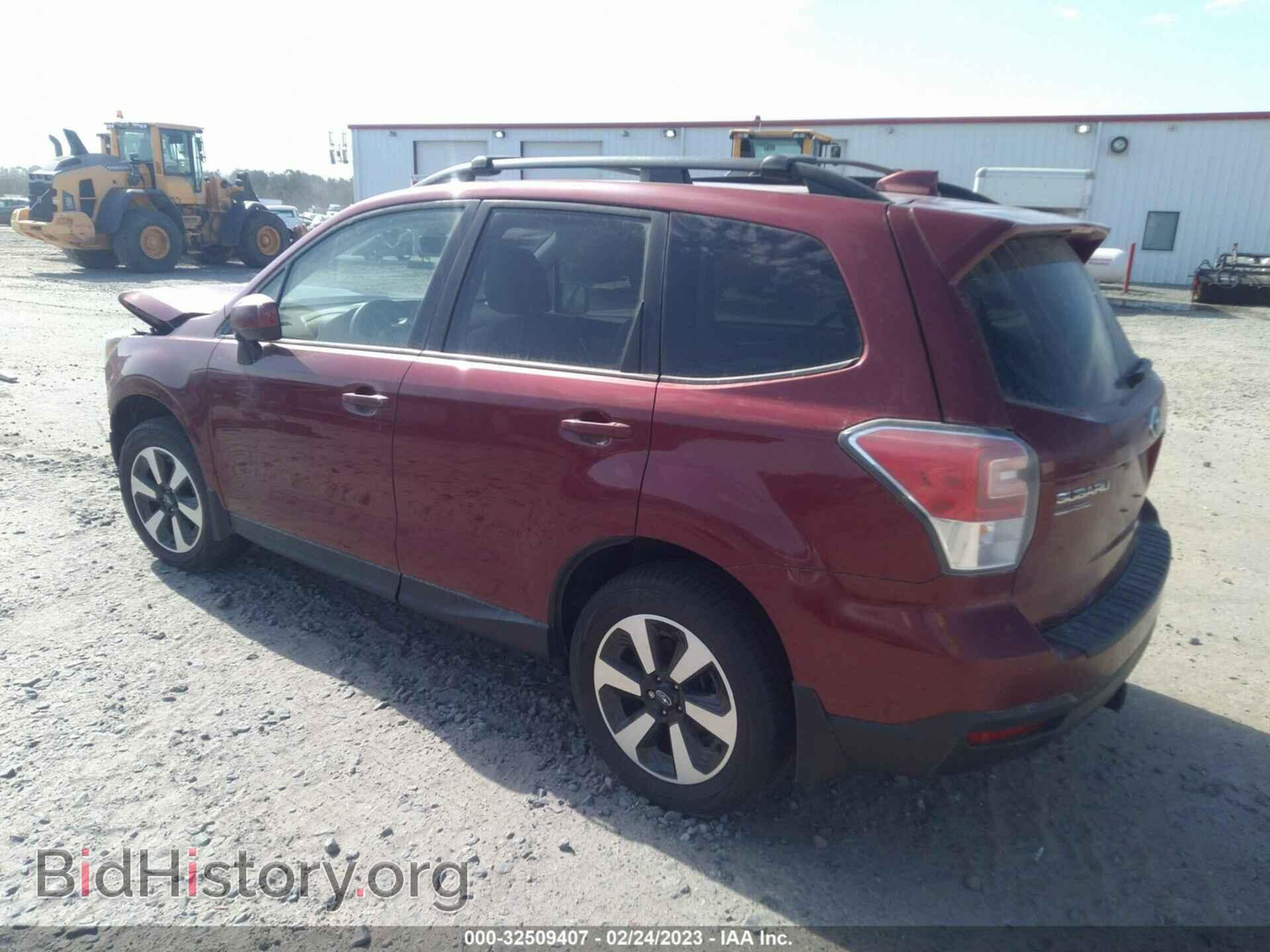 2018 SUBARU FORESTER - VIN: JF2SJAGC4JH492743 - Фото 3