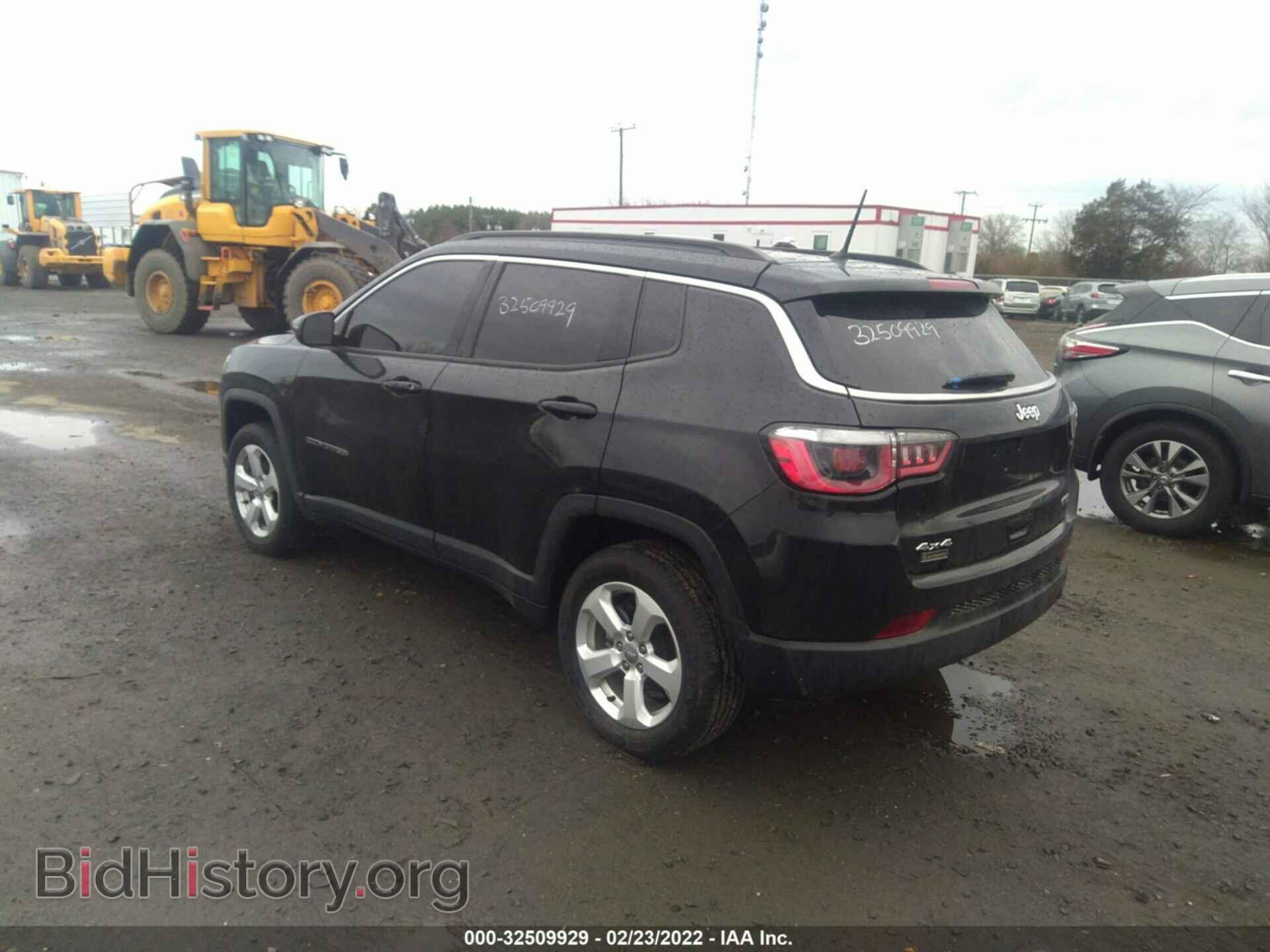 2017 JEEP COMPASS - VIN: 3C4NJDBBXHT651711 - Фото 3