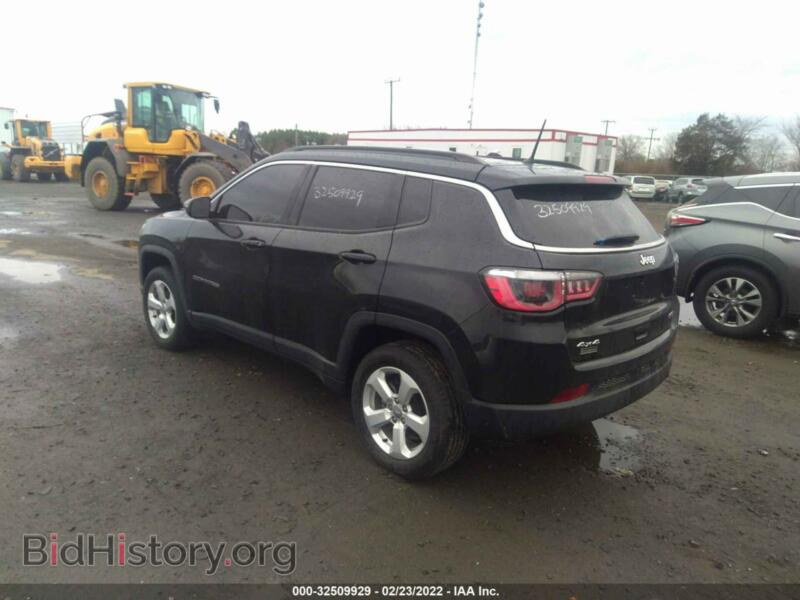 2017 Jeep COMPASS (VIN 3C4NJDBBXHT651711) — фото 3 из 11