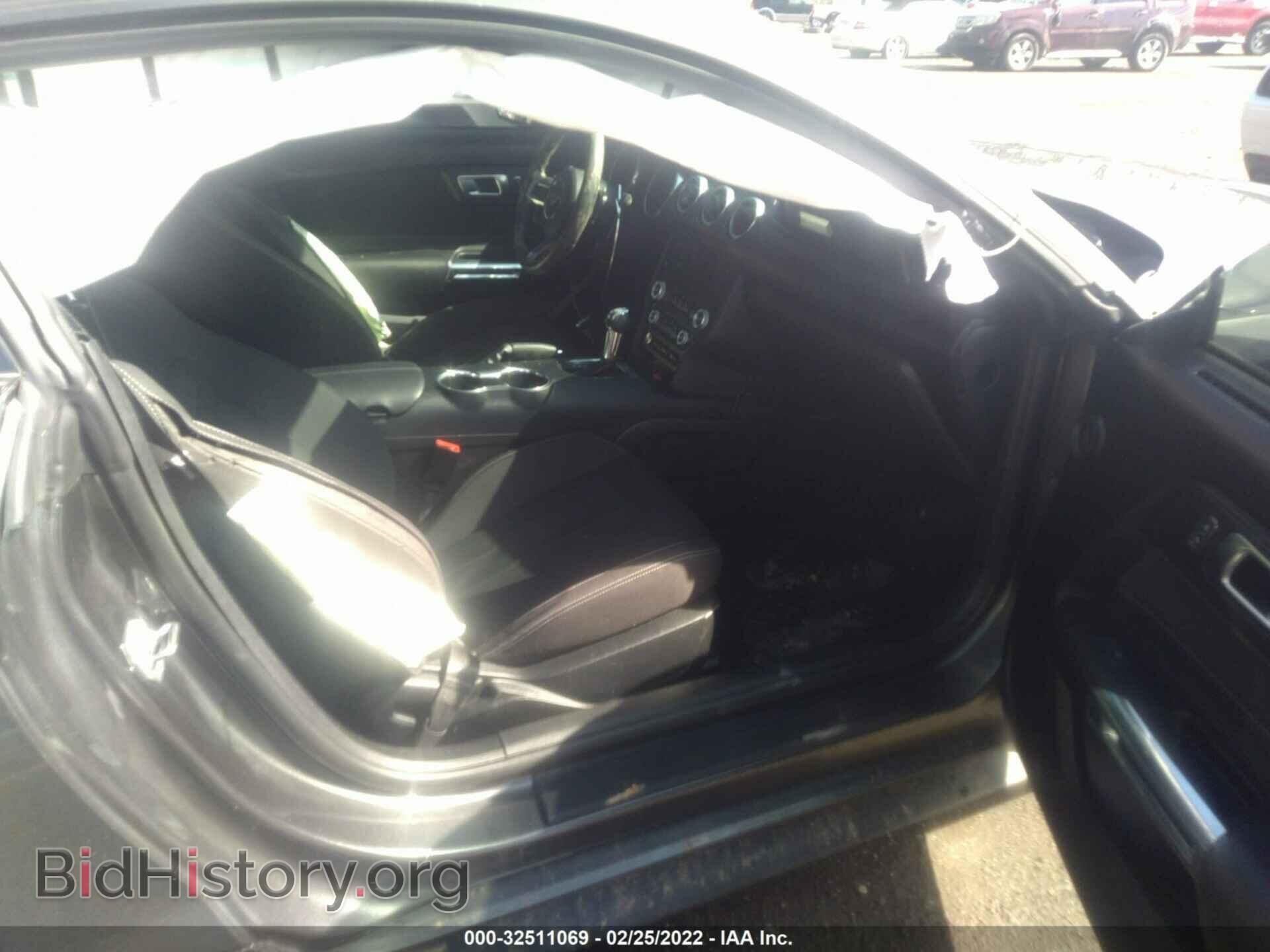2019 FORD MUSTANG - VIN: 1FA6P8TH7K5142203 - Фото 5