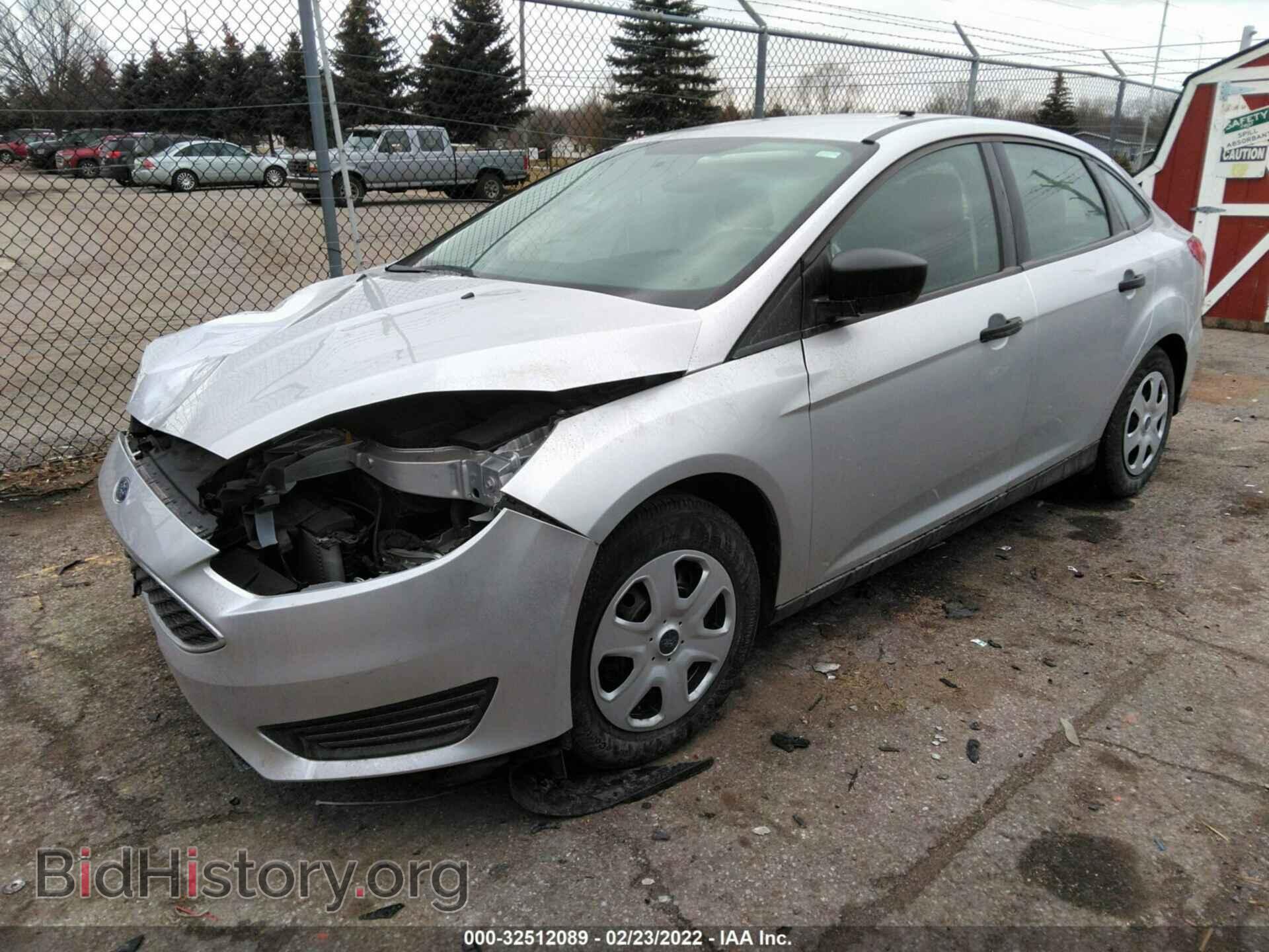 2018 FORD FOCUS - VIN: 1FADP3E20JL203601 - Фото 2