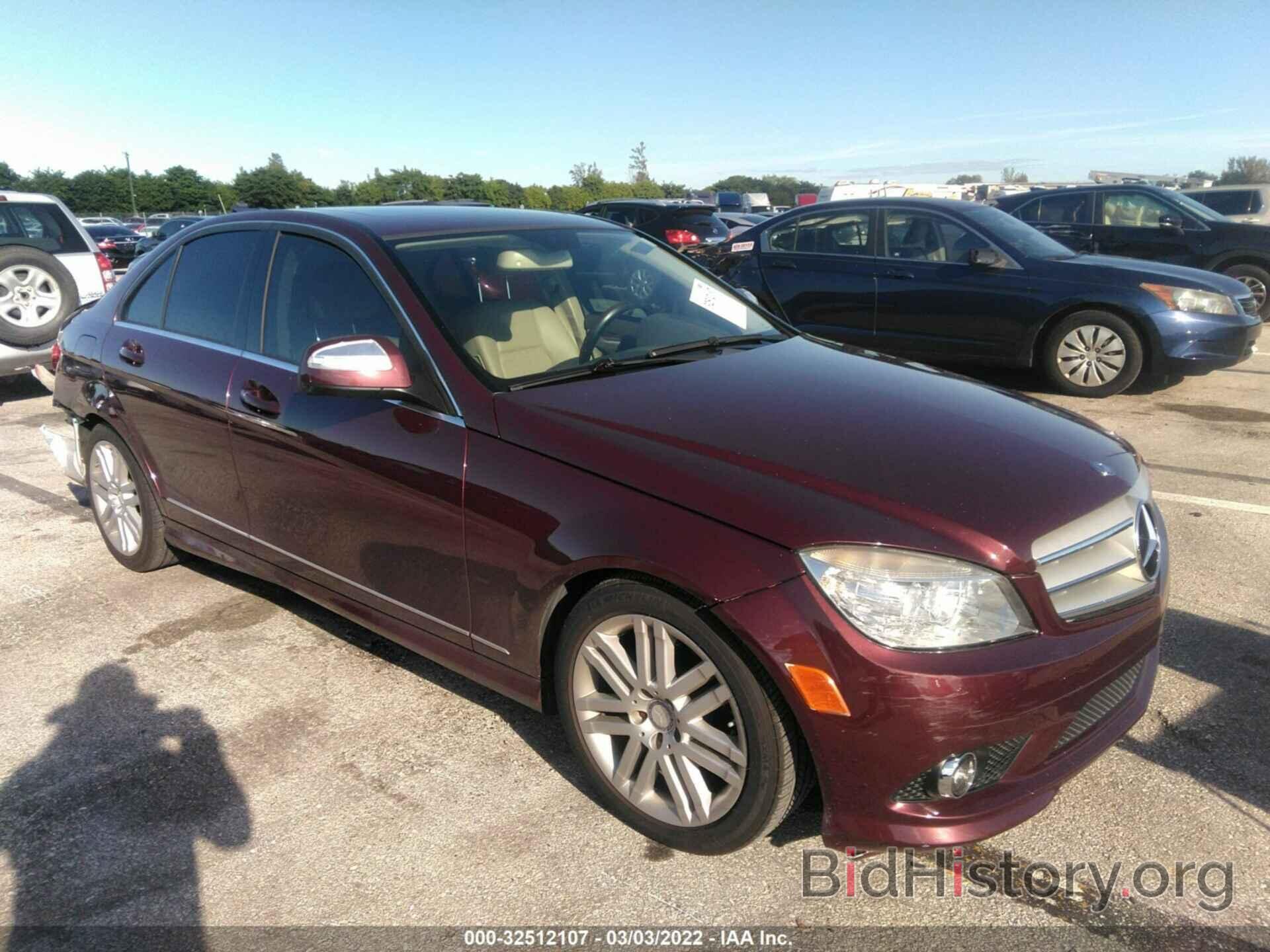 Photo WDDGF54X89R065324 - MERCEDES-BENZ C-CLASS 2009