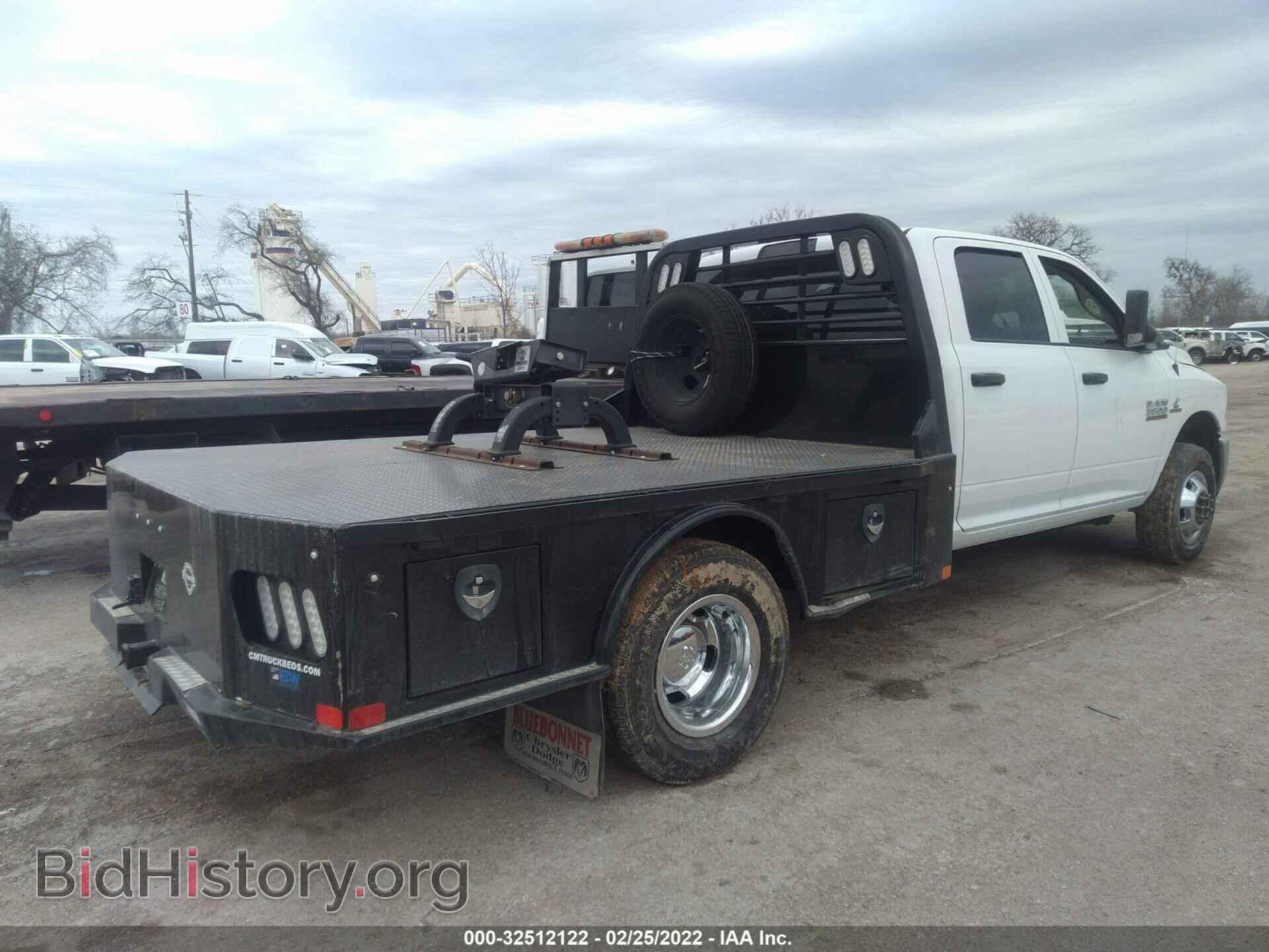 2018 RAM 3500 CHASSIS CAB - VIN: 3C7WRTCL6JG401883 - Photo 4