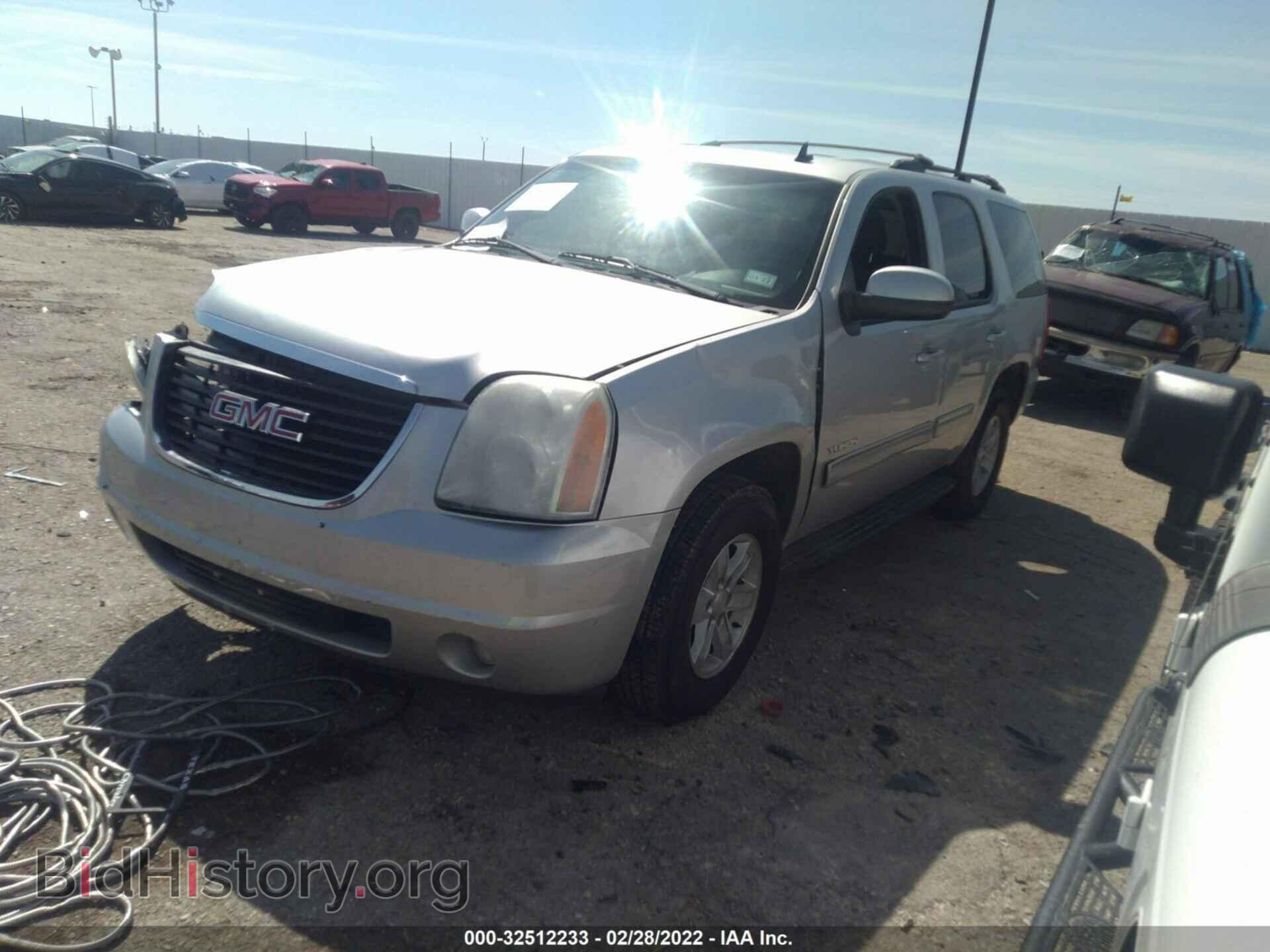2010 GMC YUKON - VIN: 1GKMCAE33AR186734 - Фото 2
