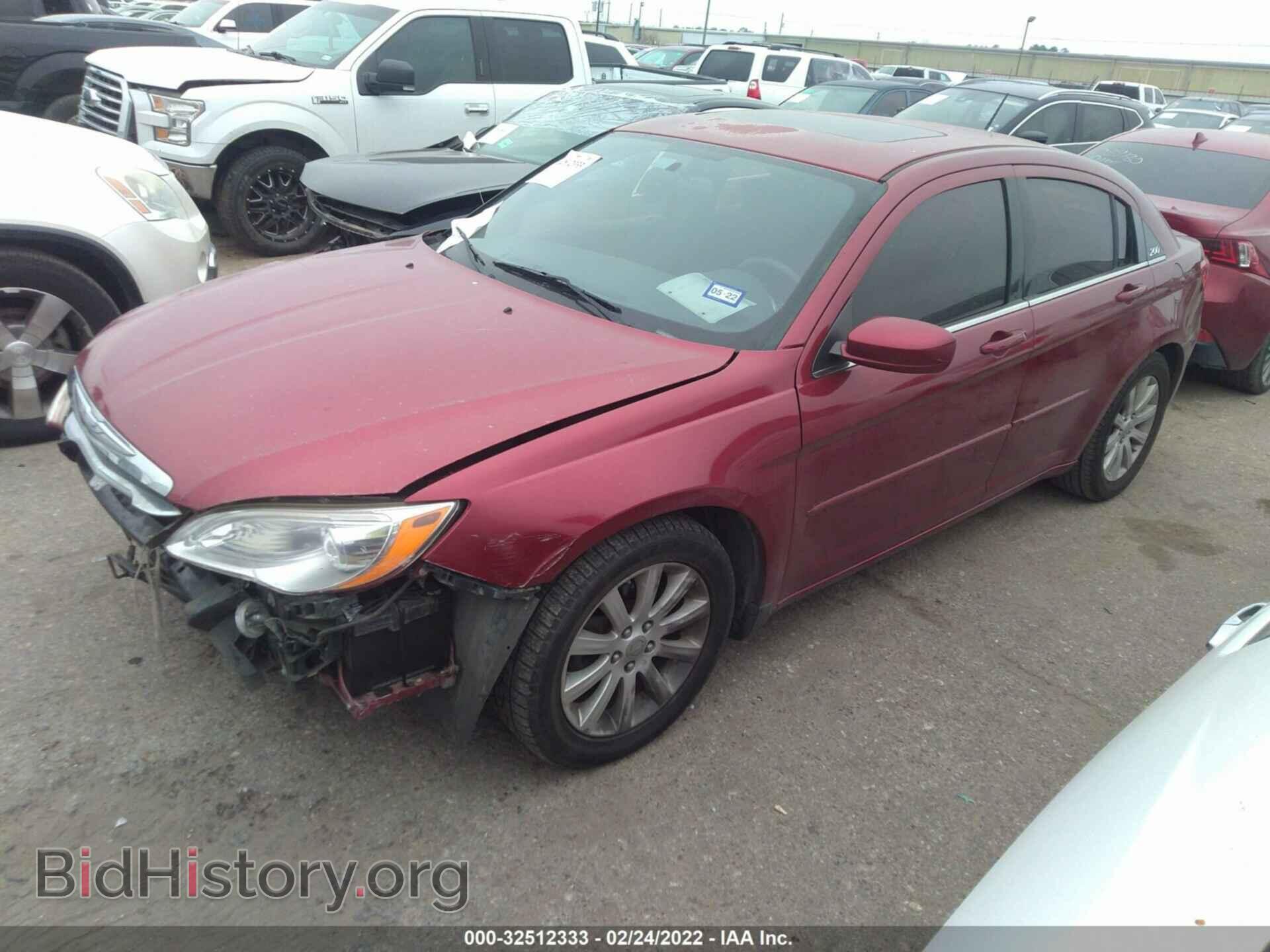 2012 CHRYSLER 200 - VIN: 1C3CCBBGXCN316639 - Фото 2