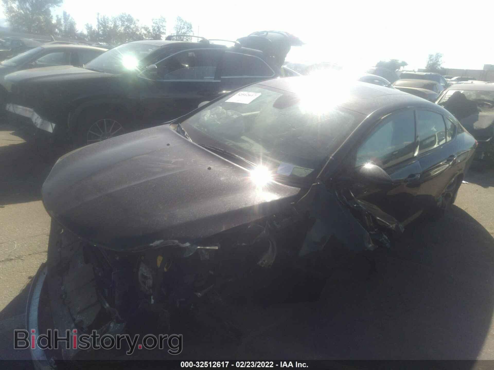 2016 CHRYSLER 200 - VIN: 1C3CCCBG4GN101804 - Фото 2
