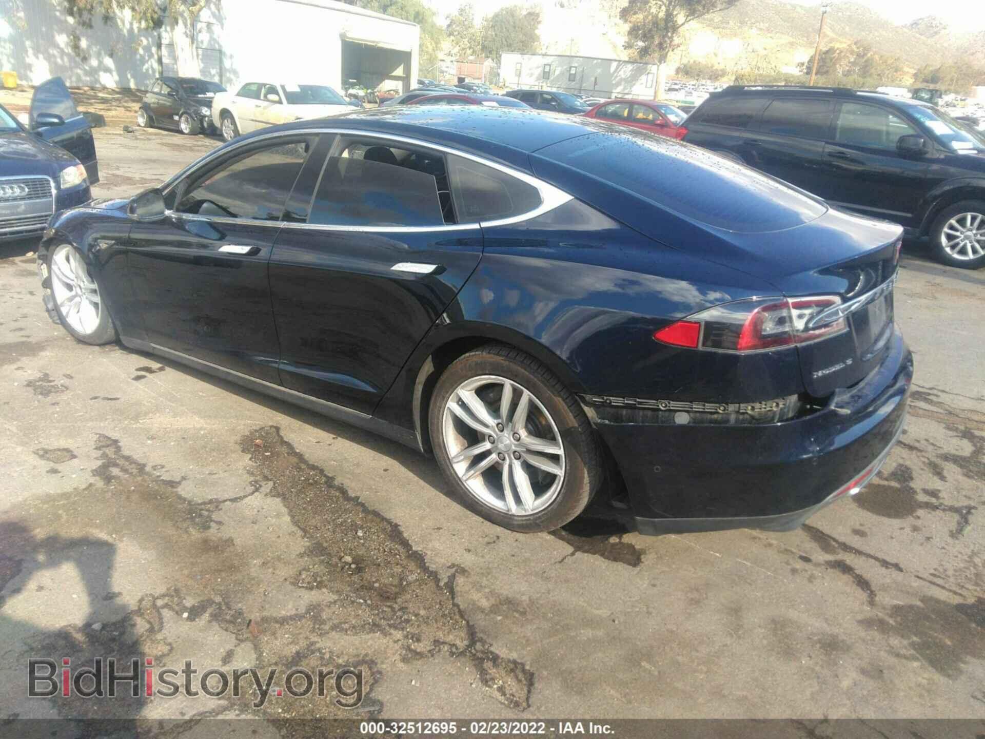 2014 TESLA MODEL S - VIN: 5YJSA1H11EFP61640 - Фото 3