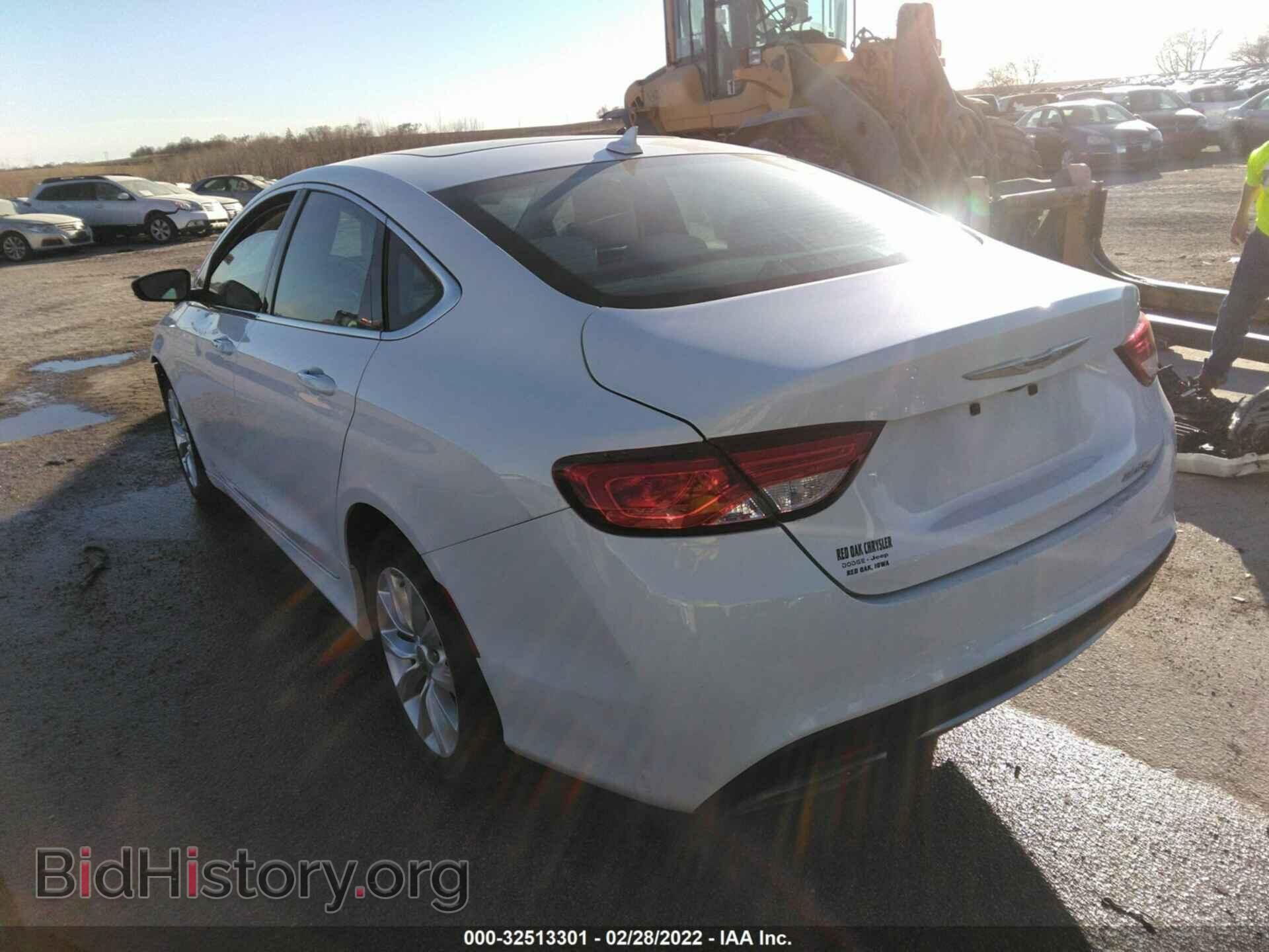 2015 CHRYSLER 200 - VIN: 1C3CCCCGXFN633720 - Фото 3
