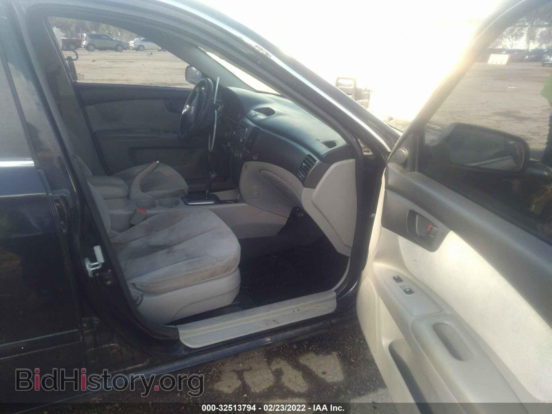 2008 KIA OPTIMA - VIN: KNAGE123X85275979 - Фото 5