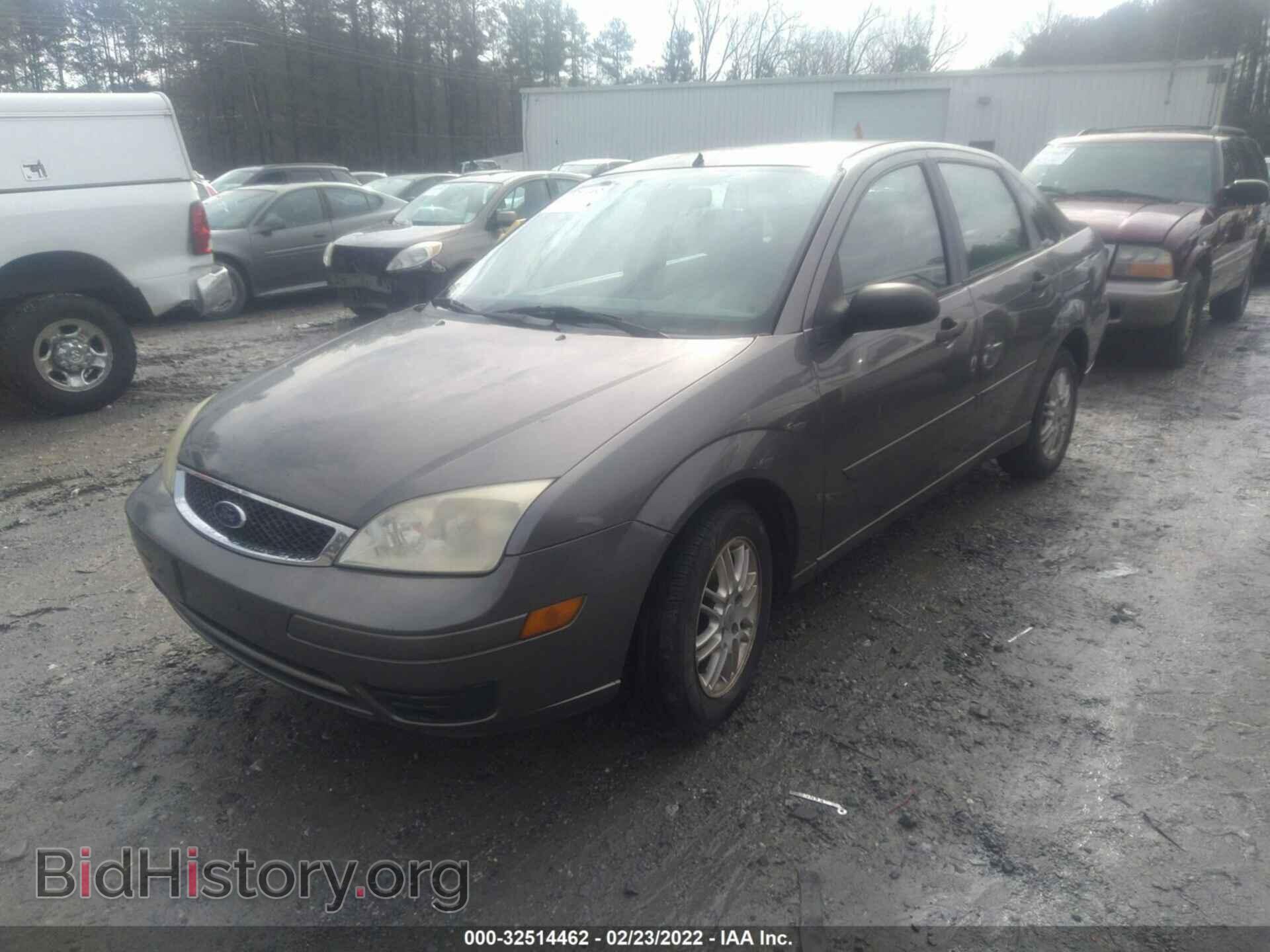 2007 FORD FOCUS - VIN: 1FAFP34N07W257105 - Фото 2