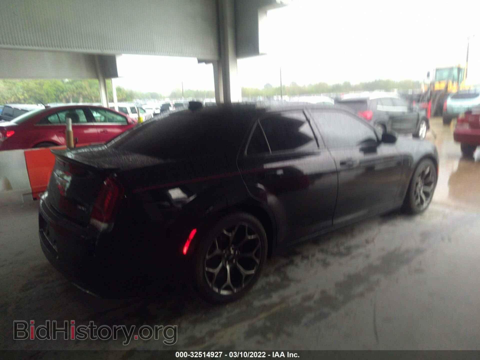 2016 CHRYSLER 300 - VIN: 2C3CCABG8GH192279 - Фото 4