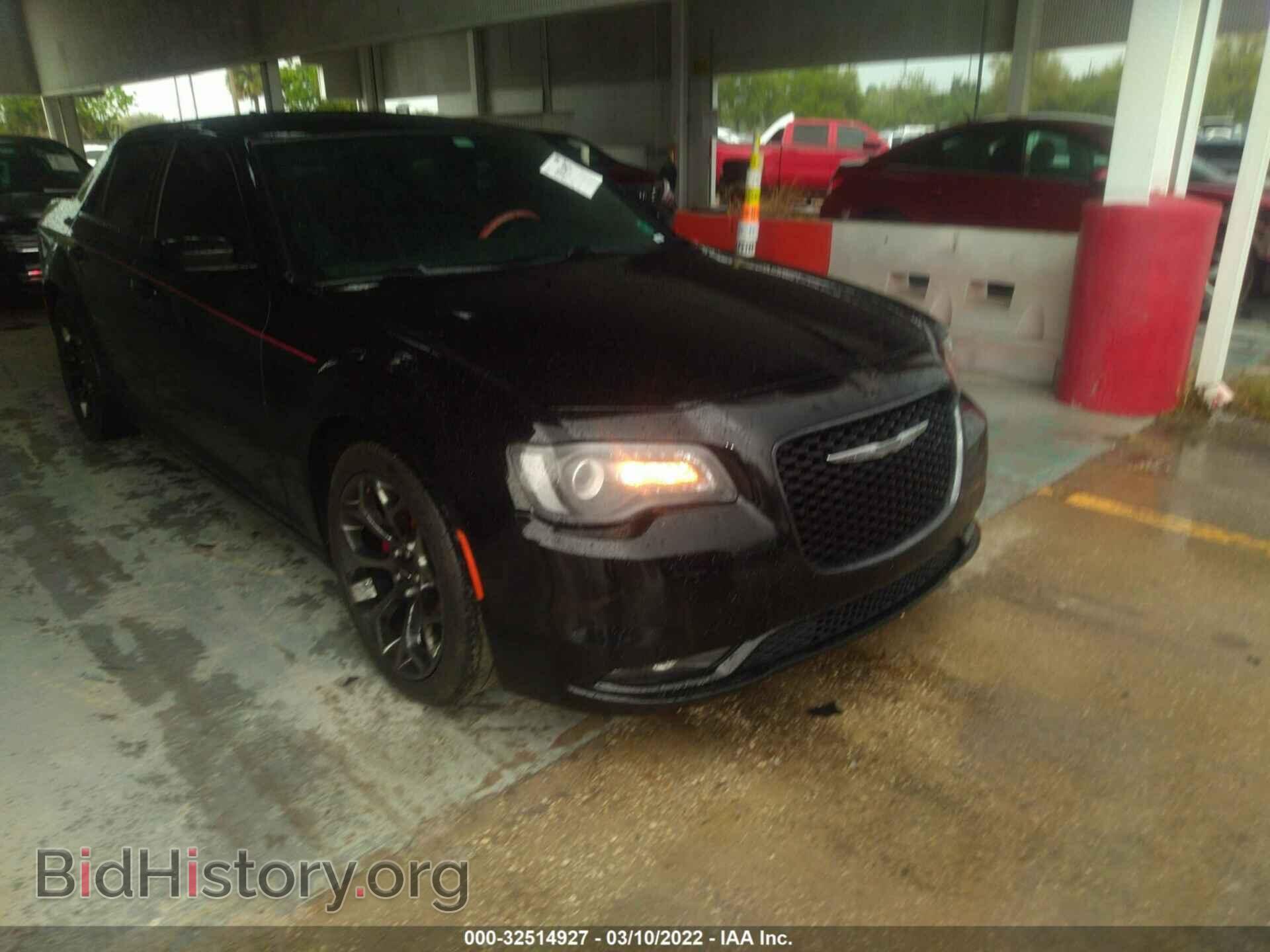 2016 CHRYSLER 300 - VIN: 2C3CCABG8GH192279 - Фото 6