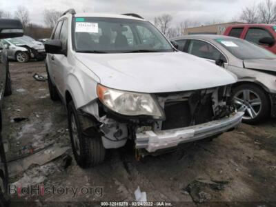 2010 Subaru FORESTER 2.5X, белый — VIN JF2SH6BC5AH779167, IAAI