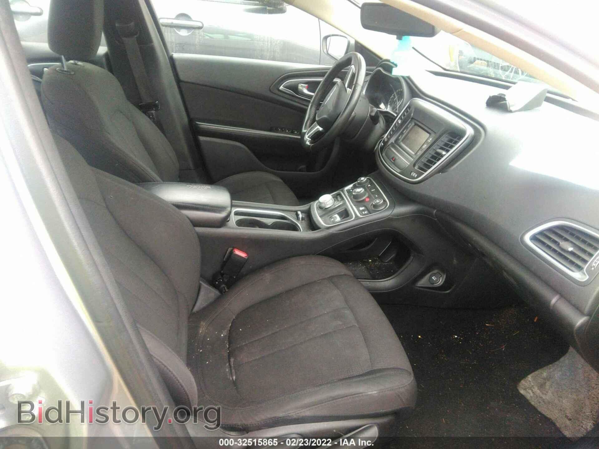 2015 CHRYSLER 200 - VIN: 1C3CCCAB0FN744168 - Фото 5