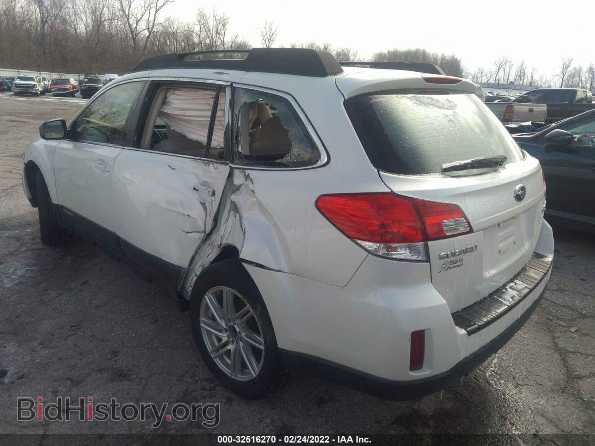 2014 SUBARU OUTBACK - VIN: 4S4BRCAC7E3296774 - Фото 3