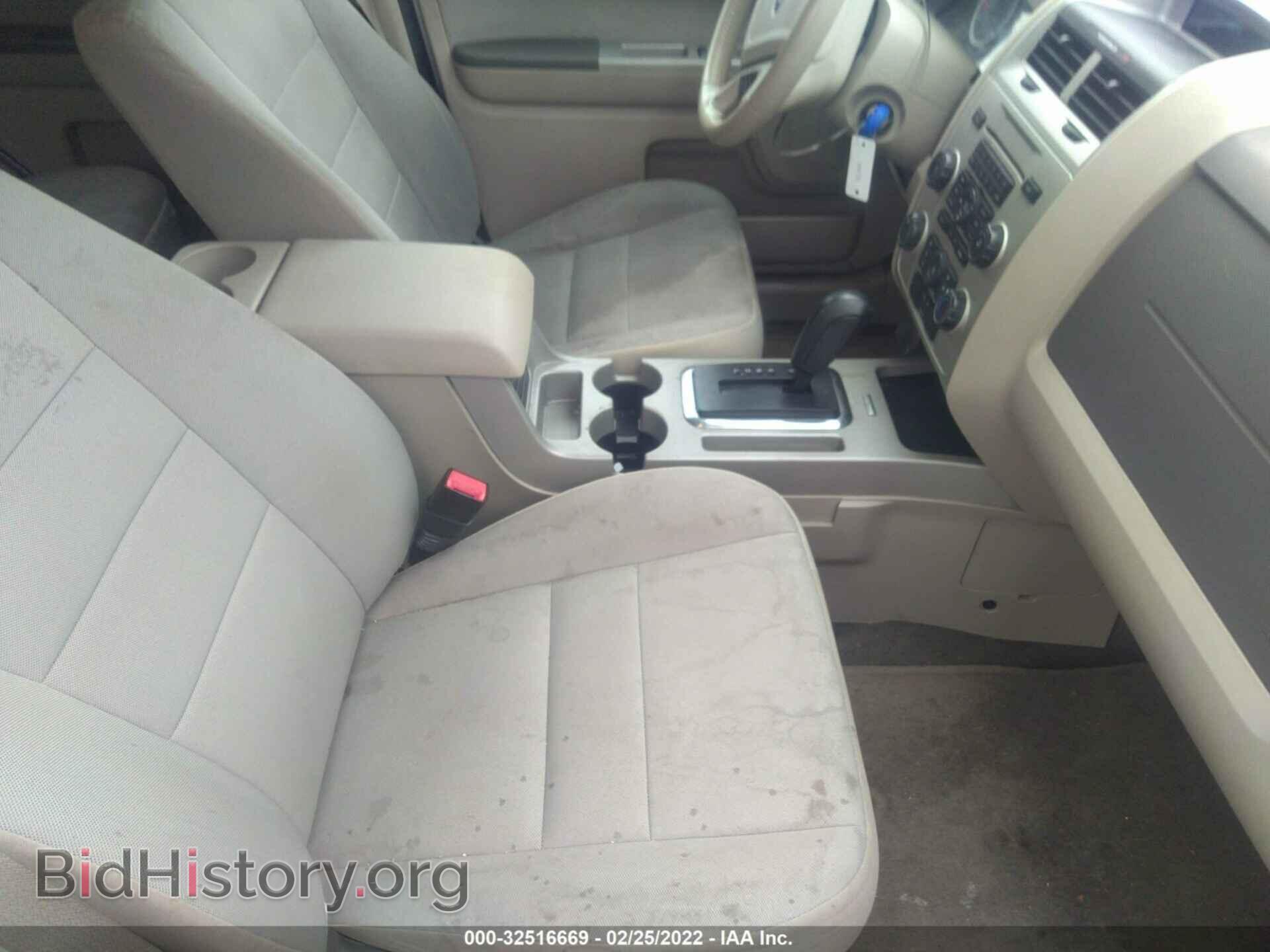 2011 FORD ESCAPE - VIN: 1FMCU0DG6BKB87871 - Фото 5