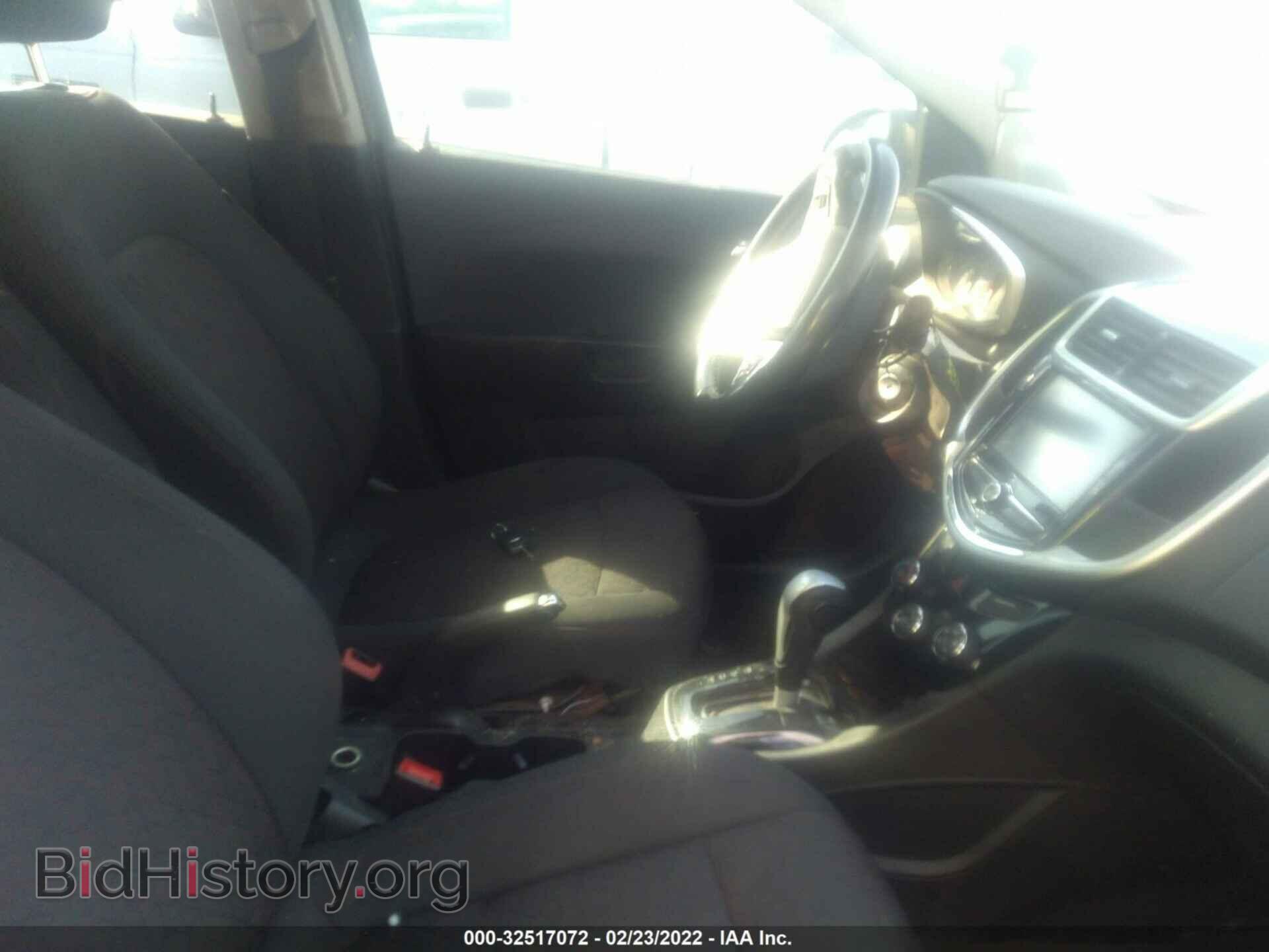 2017 CHEVROLET SONIC - VIN: 1G1JD5SH4H4103430 - Фото 5