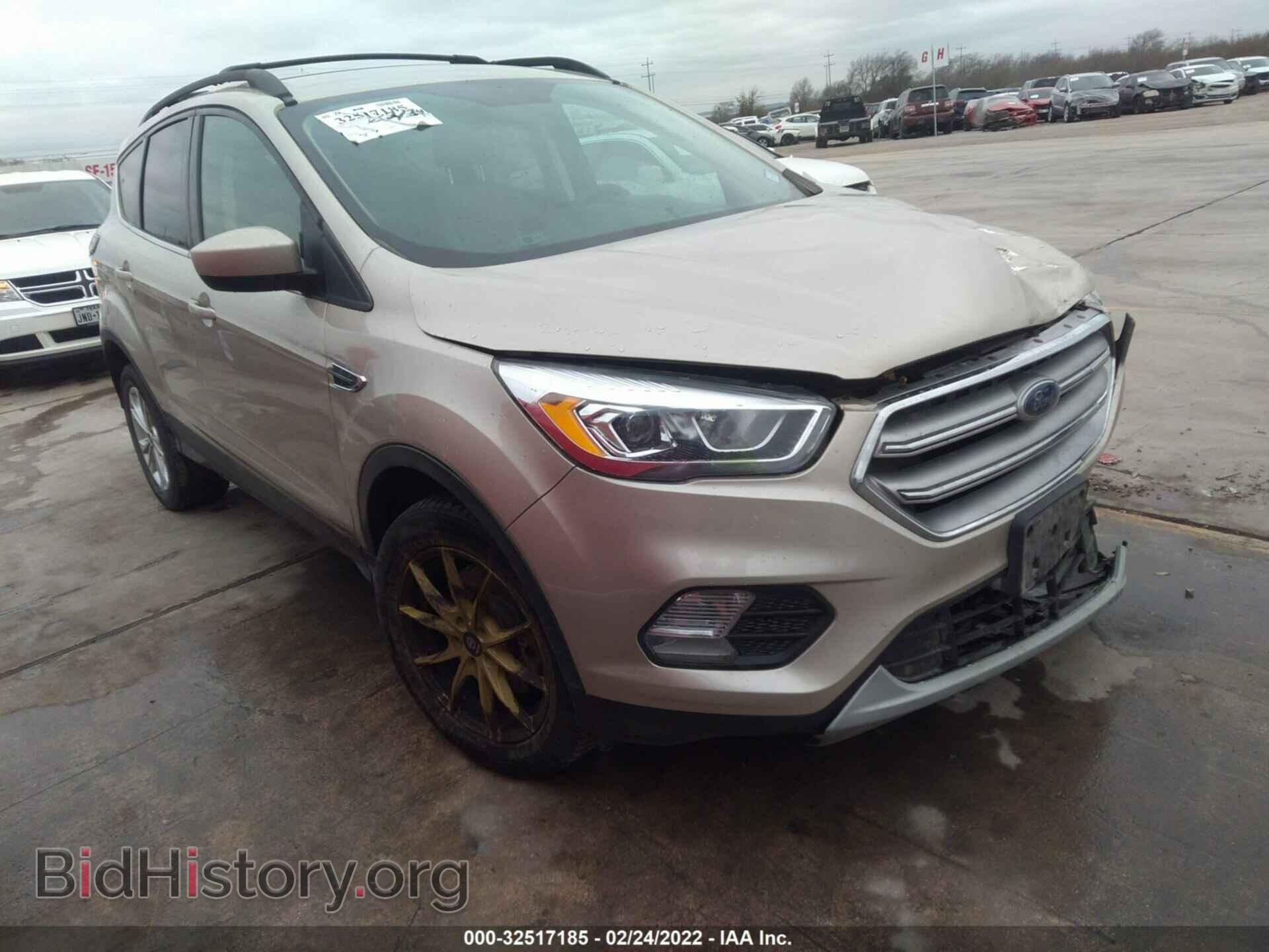 Фотография 1FMCU0G99HUC10246 - FORD ESCAPE 2017