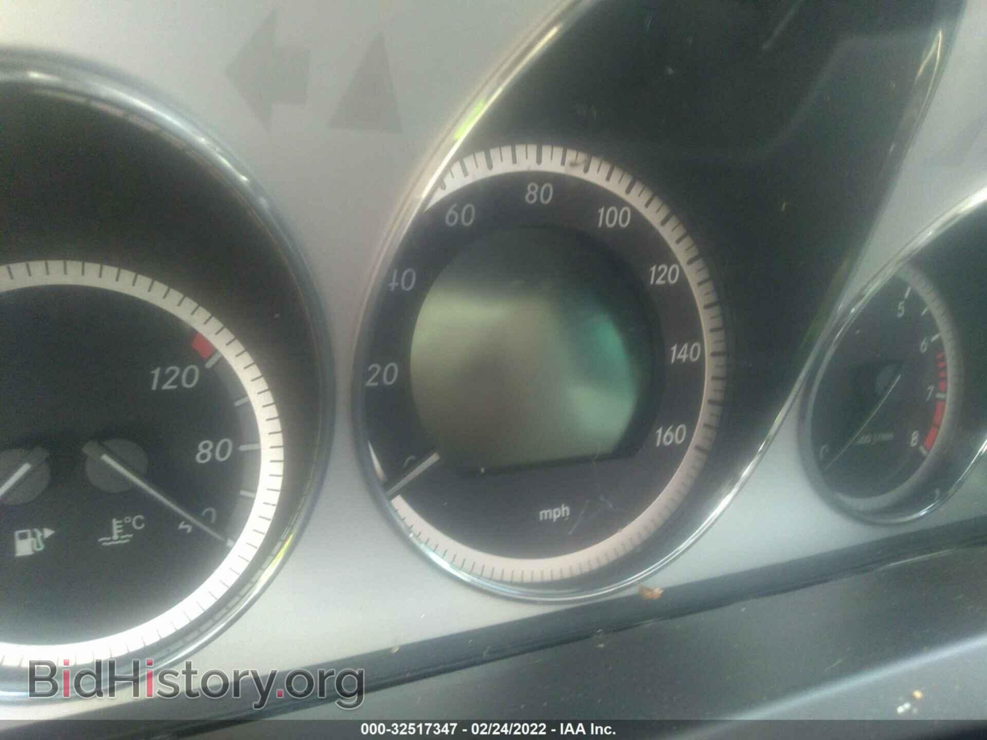 2011 MERCEDES-BENZ C-CLASS - VIN: WDDGF5EB4BR138732 - Фото 7