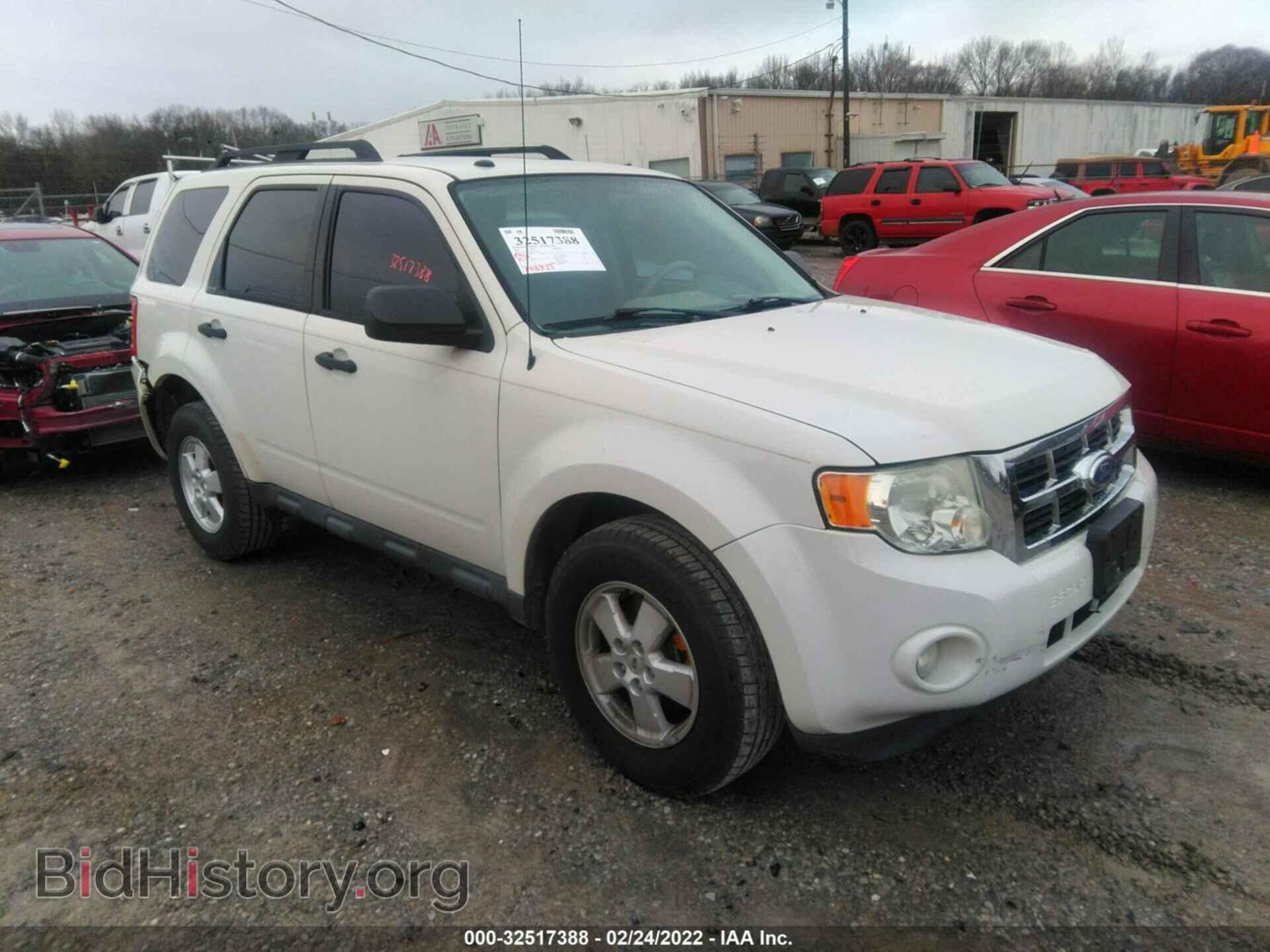 Фотография 1FMCU0D75CKA26915 - FORD ESCAPE 2012