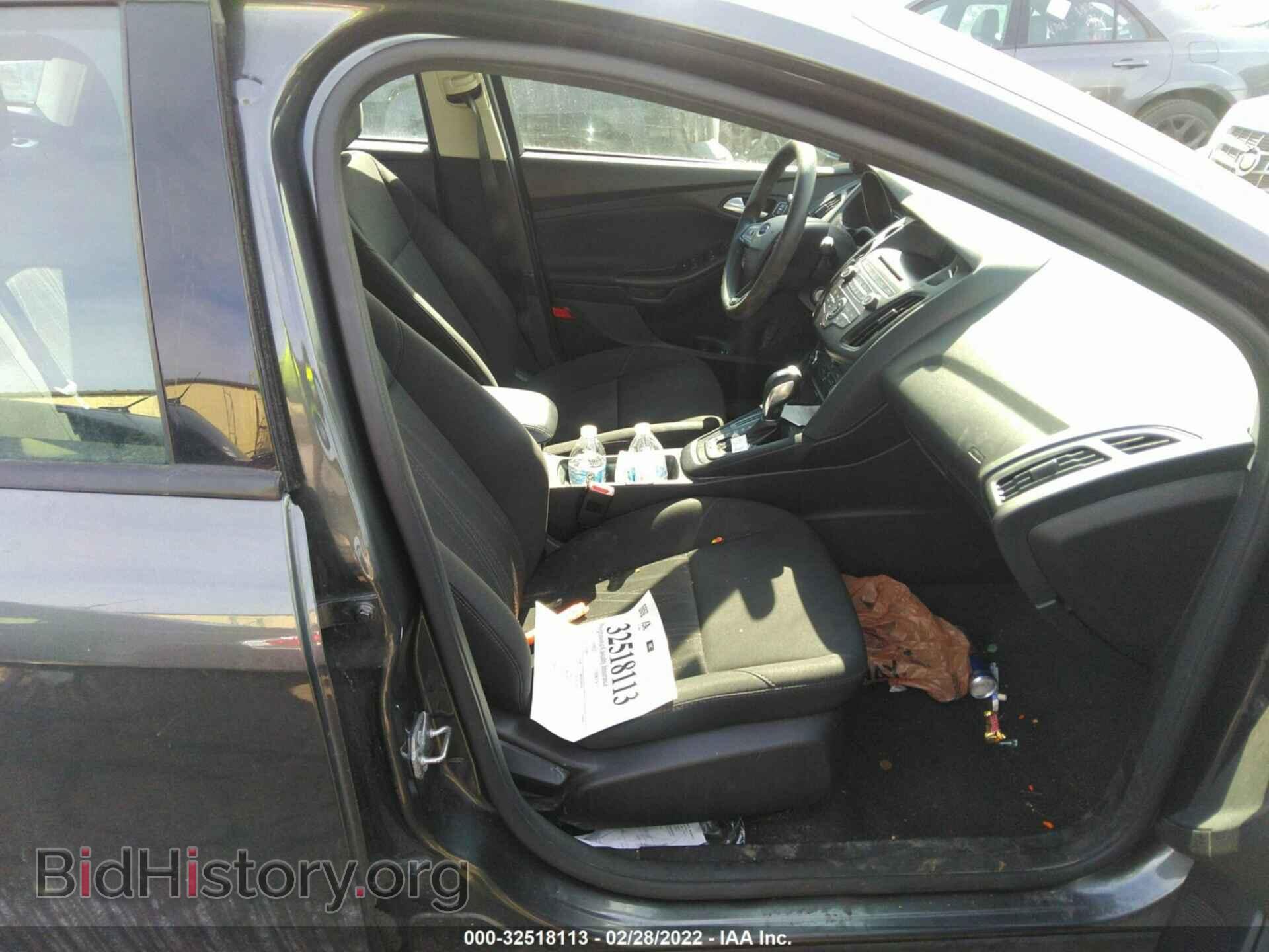 2016 FORD FOCUS - VIN: 1FADP3F22GL394641 - Photo 5