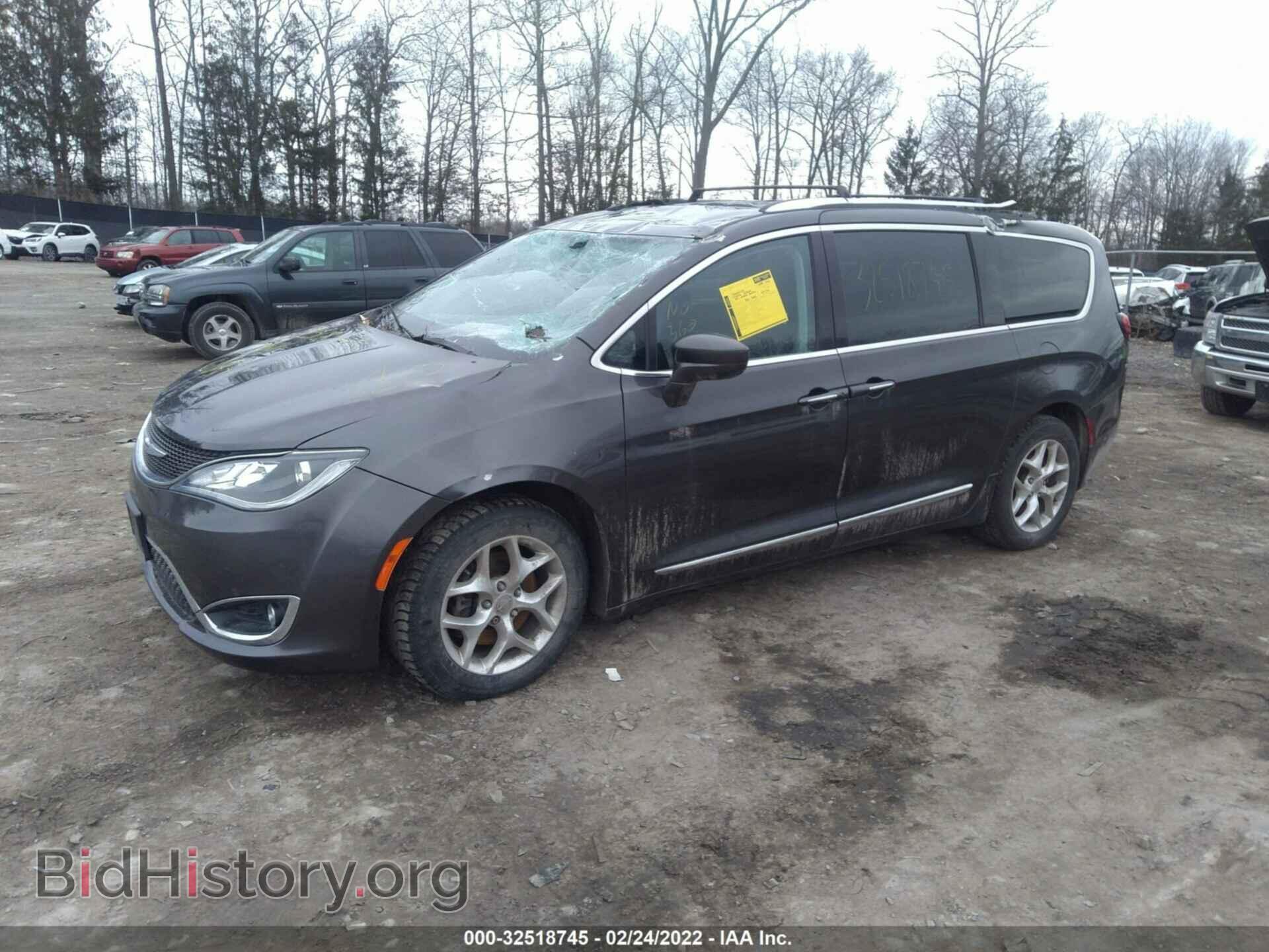 2017 CHRYSLER PACIFICA - VIN: 2C4RC1EG6HR622792 - Фото 2