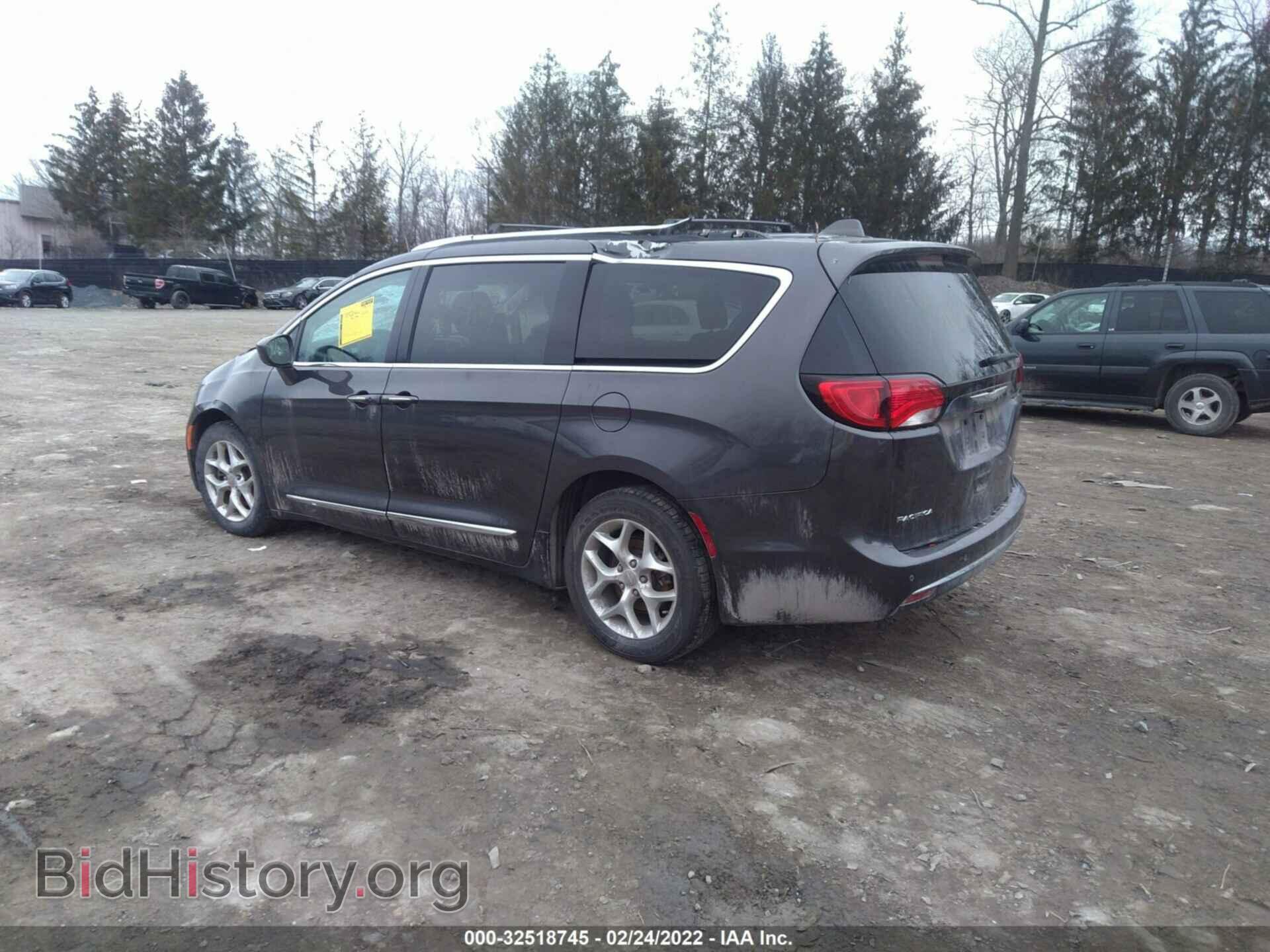 2017 CHRYSLER PACIFICA - VIN: 2C4RC1EG6HR622792 - Фото 3