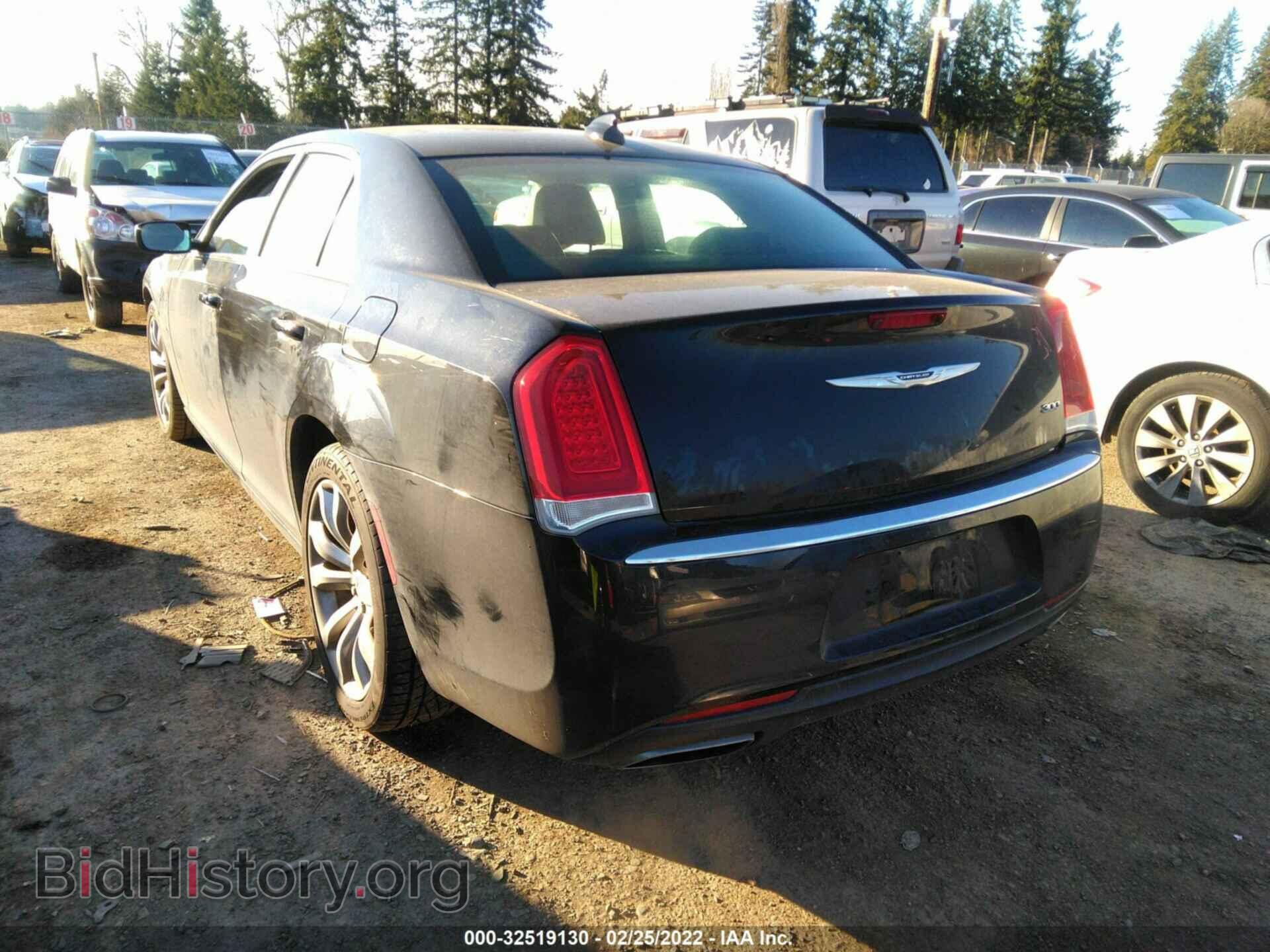 2016 CHRYSLER 300 - VIN: 2C3CCAAG7GH343792 - Фото 3