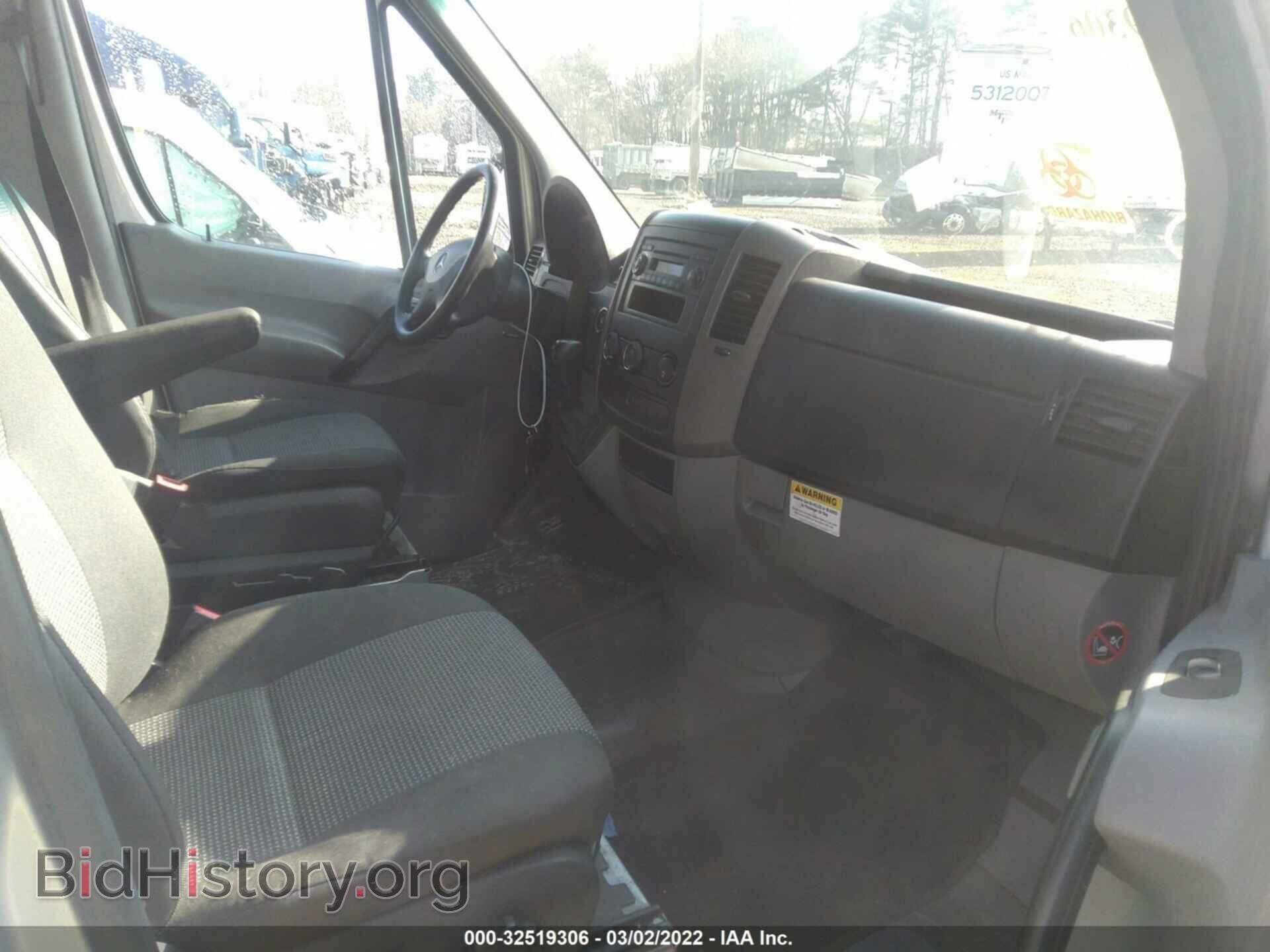 2012 MERCEDES-BENZ SPRINTER CARGO VANS - VIN: WD3PE7CC0C5707390 - Фото 5