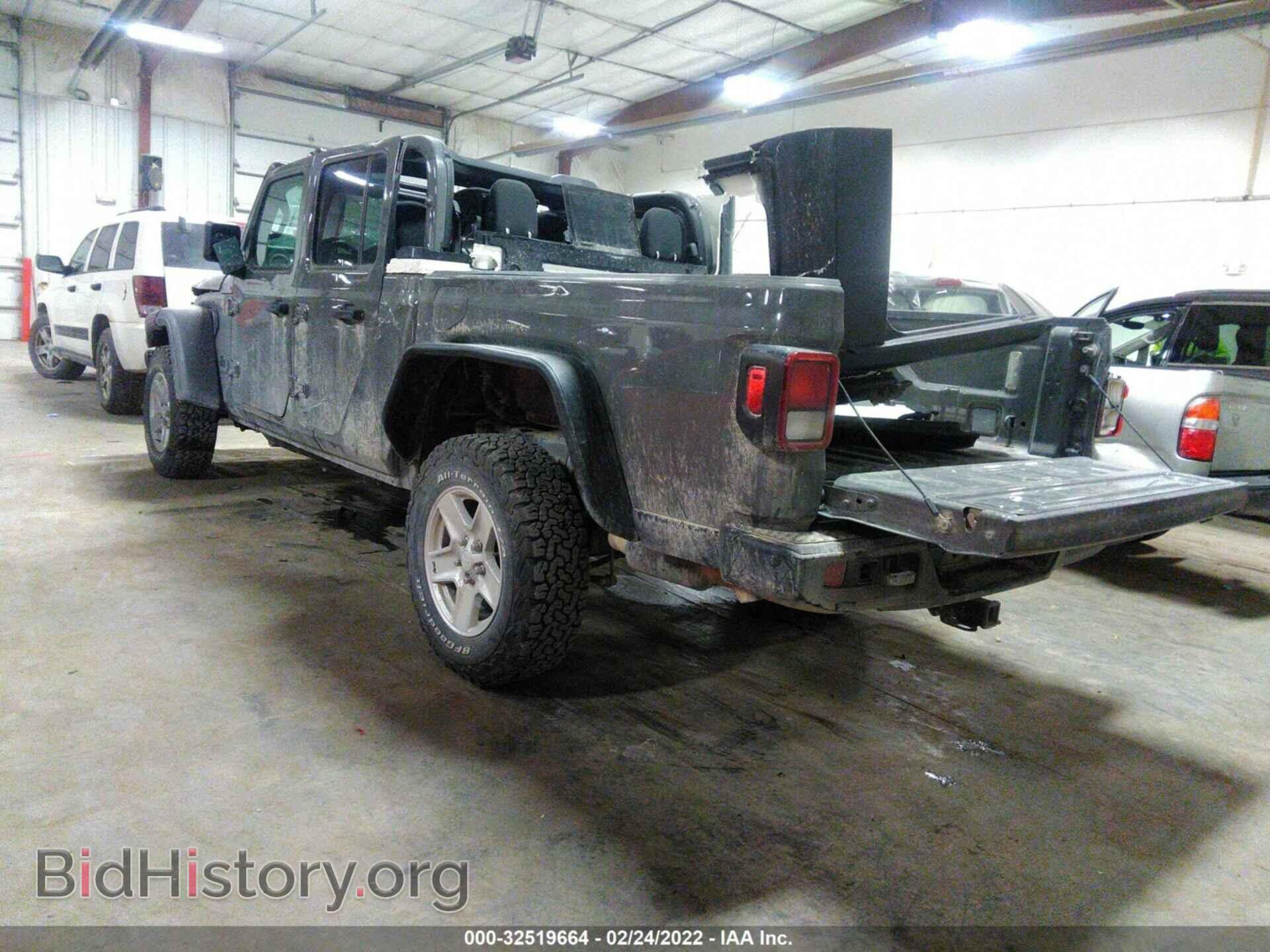 2020 JEEP GLADIATOR - VIN: 1C6HJTAG3LL141927 - Фото 3