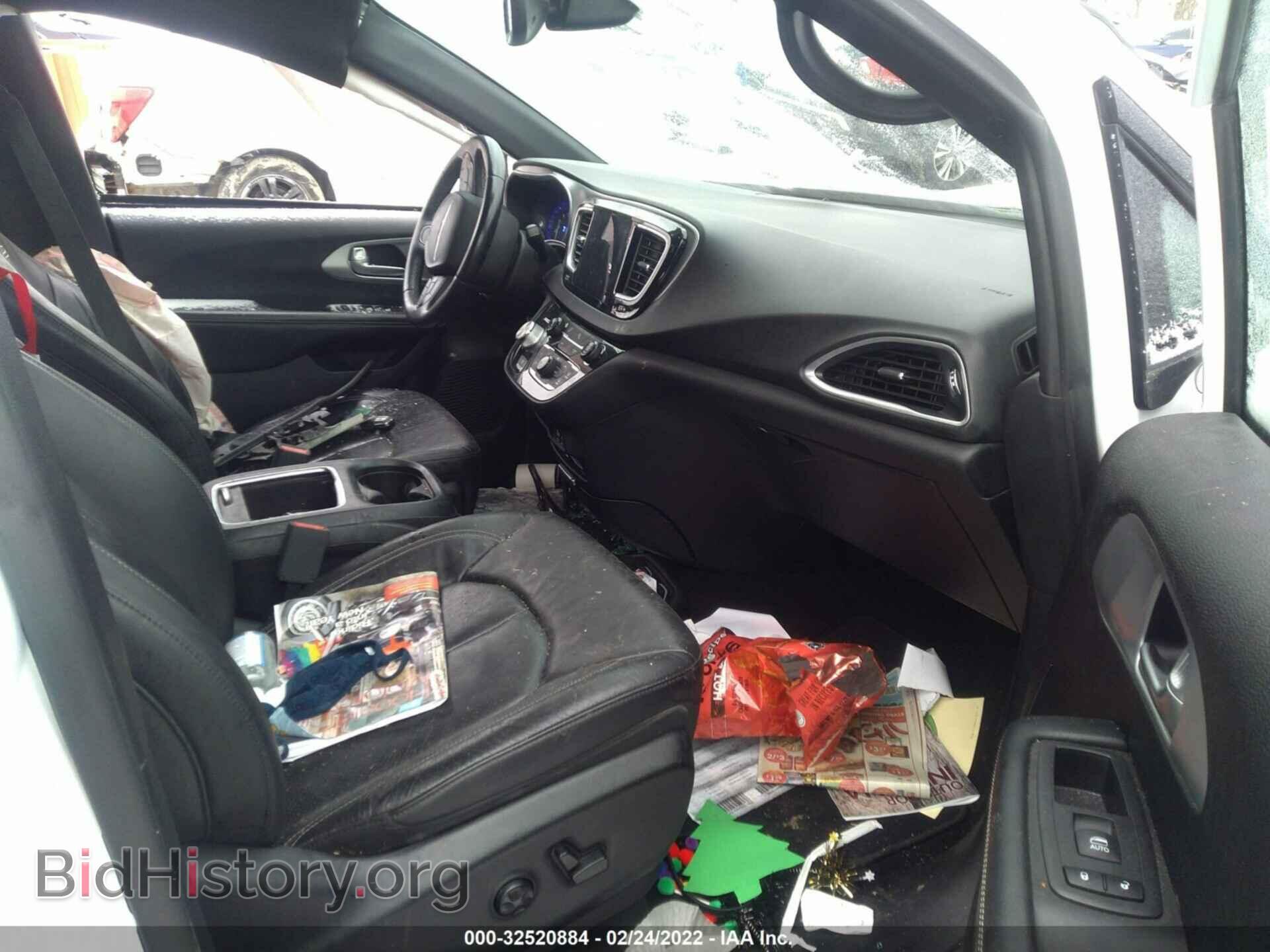 2018 CHRYSLER PACIFICA - VIN: 2C4RC1EG2JR227370 - Photo 5