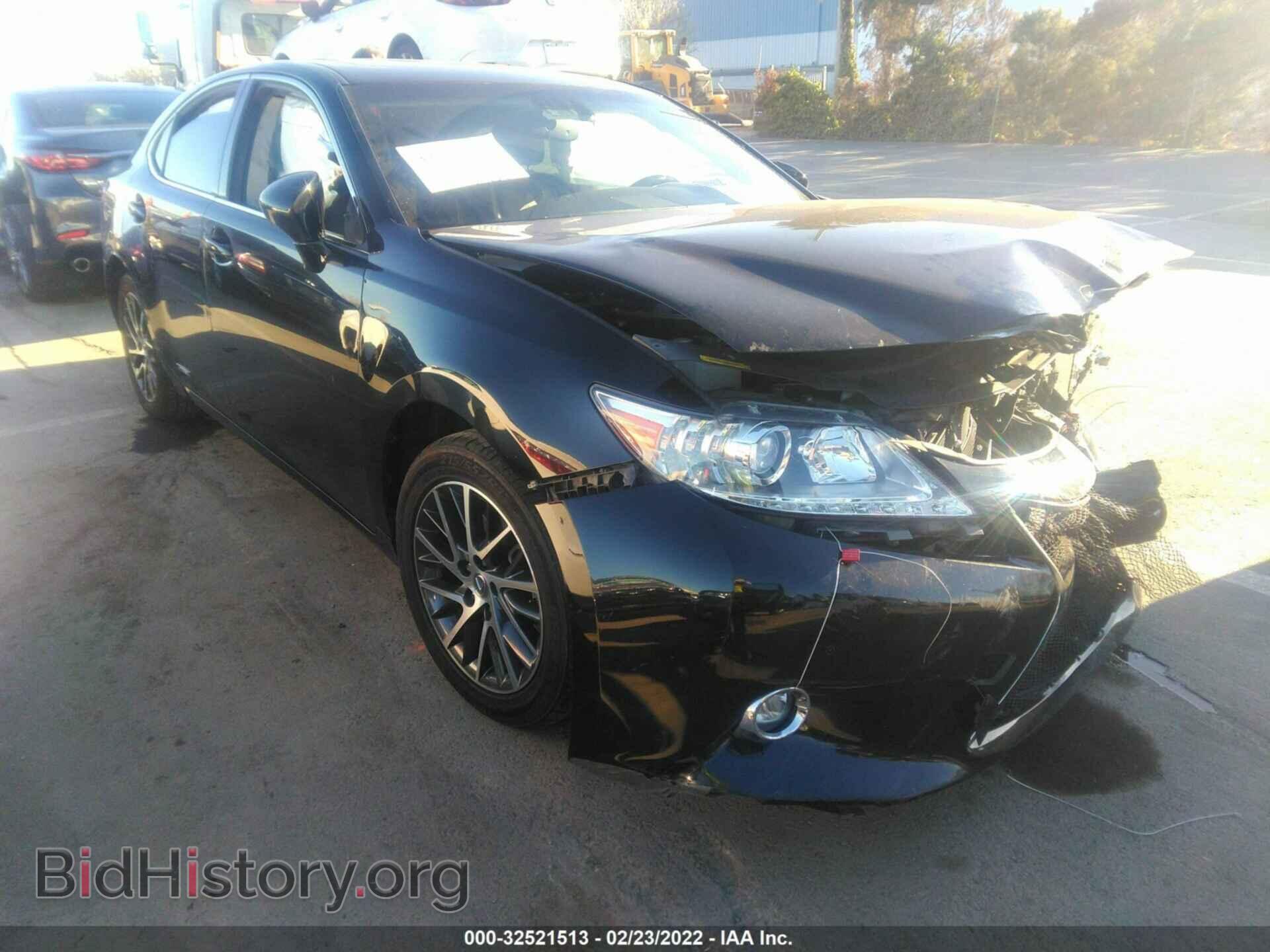Фотография JTHBW1GG4F2092385 - LEXUS ES 300H 2015