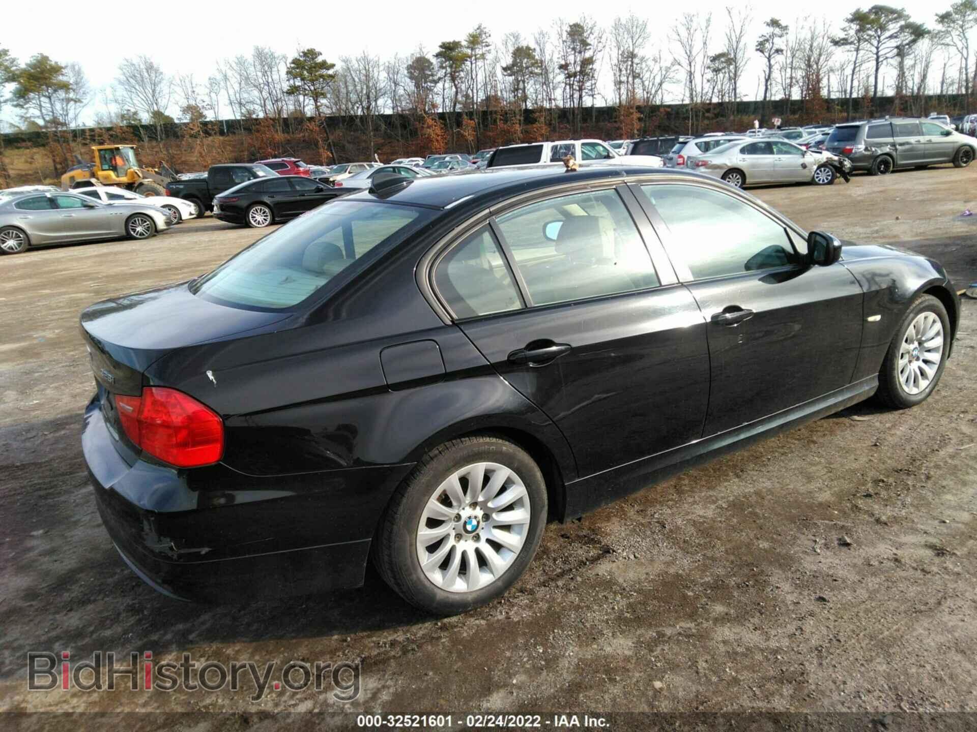 2009 BMW 3 SERIES - VIN: WBAPH53549A434499 - Фото 4